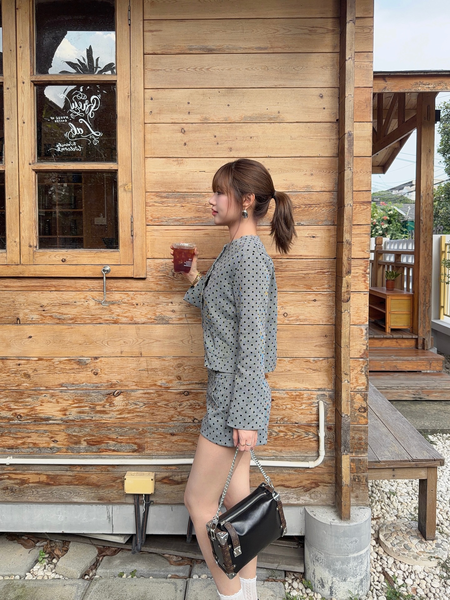 เฟย์ - พรปวีณ์ นีระสิงห์