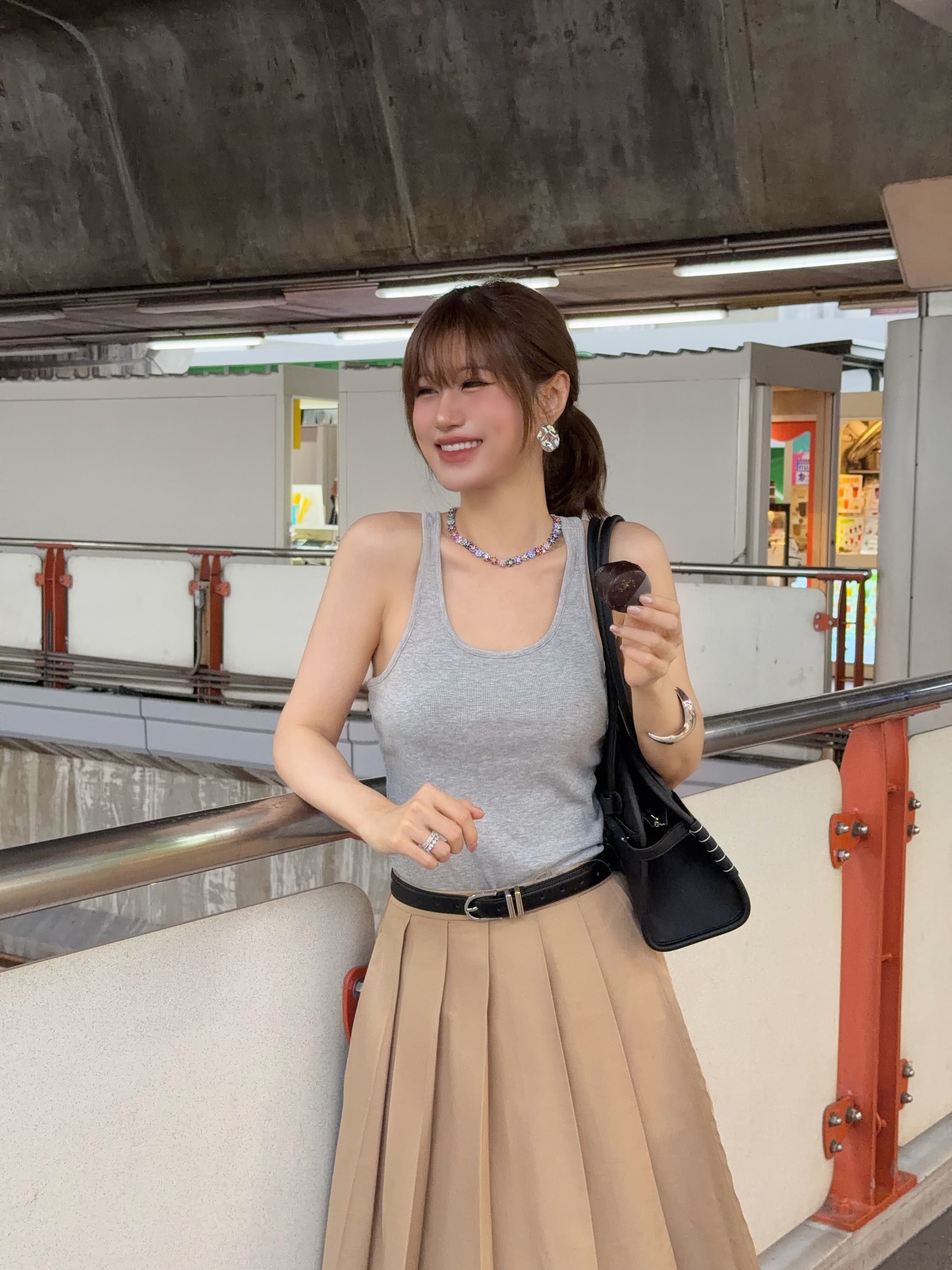 เฟย์ - พรปวีณ์ นีระสิงห์