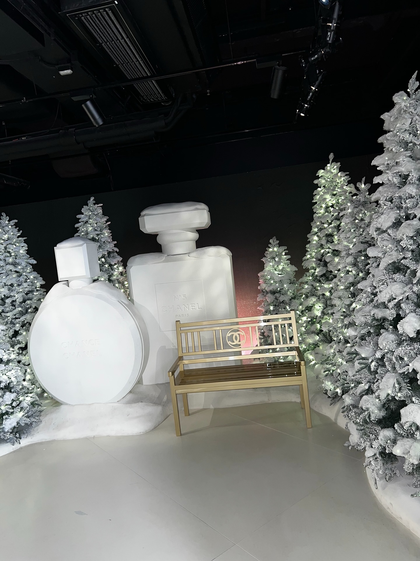 เฟย์ - พรปวีณ์ นีระสิงห์