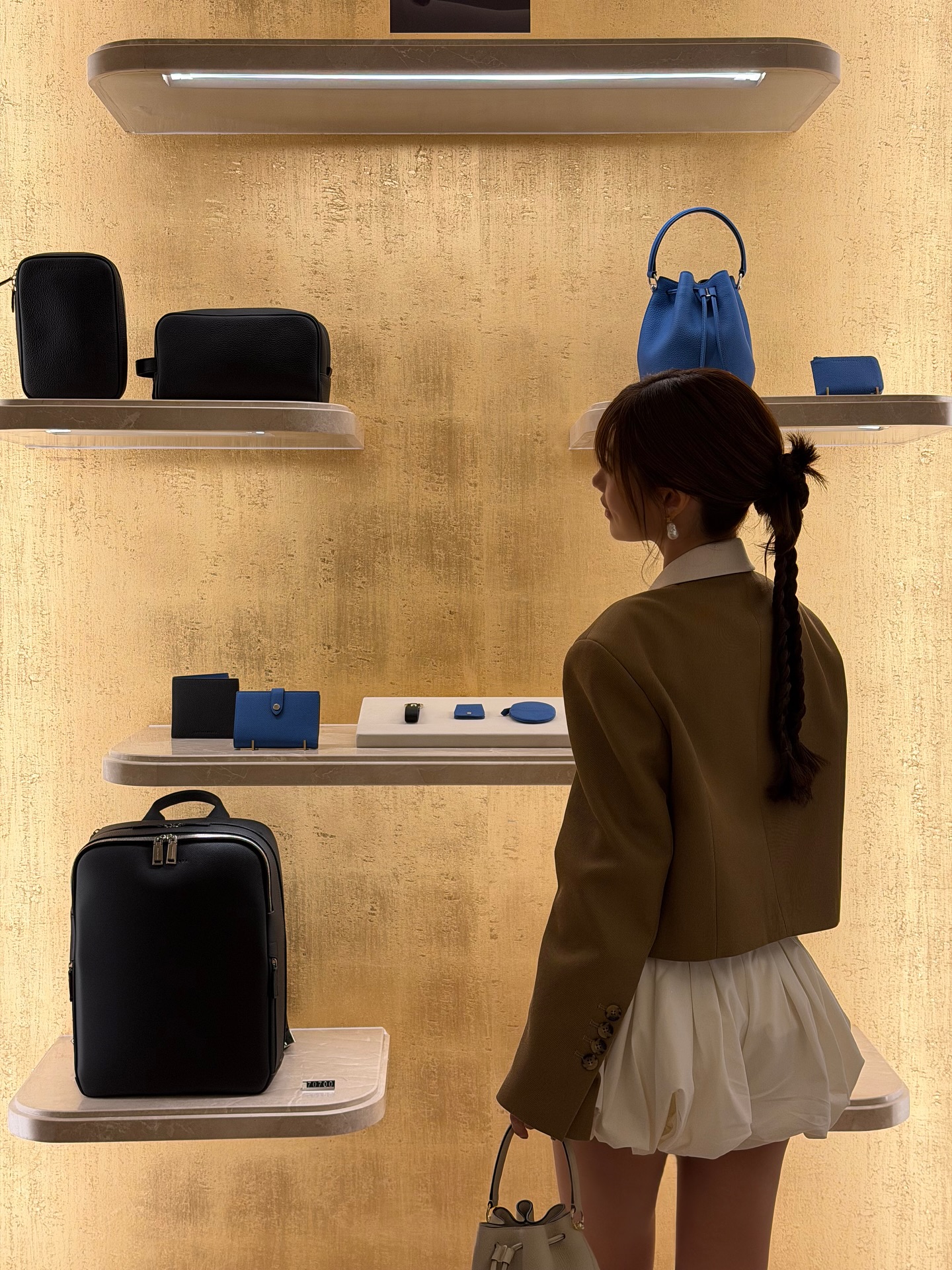 เฟย์ - พรปวีณ์ นีระสิงห์