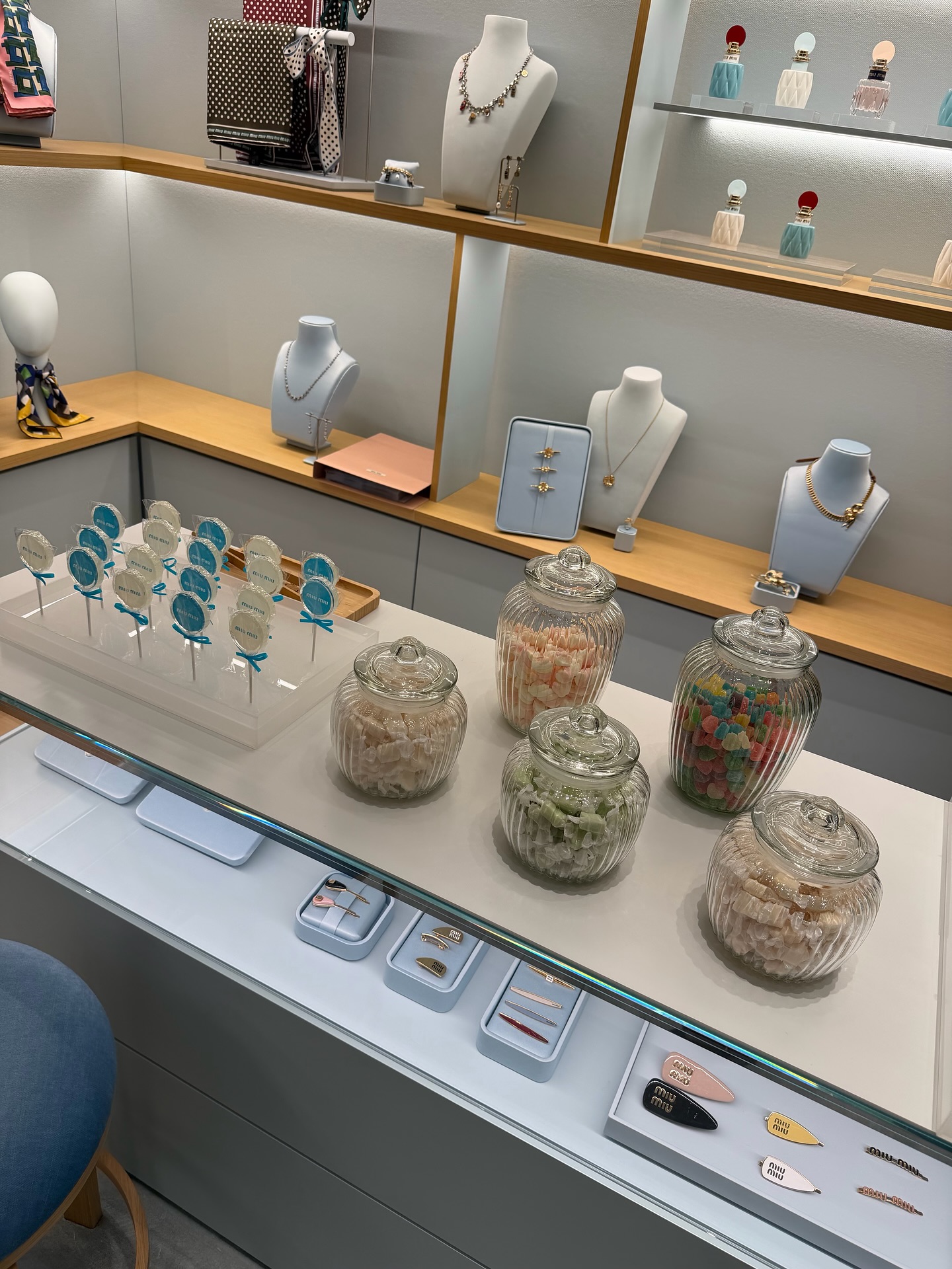 เฟย์ - พรปวีณ์ นีระสิงห์