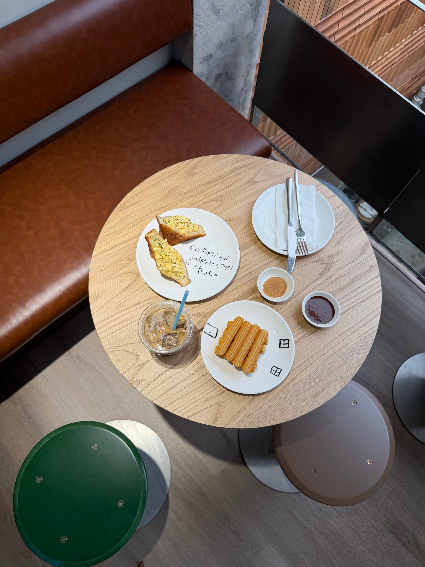 เฟย์ - พรปวีณ์ นีระสิงห์