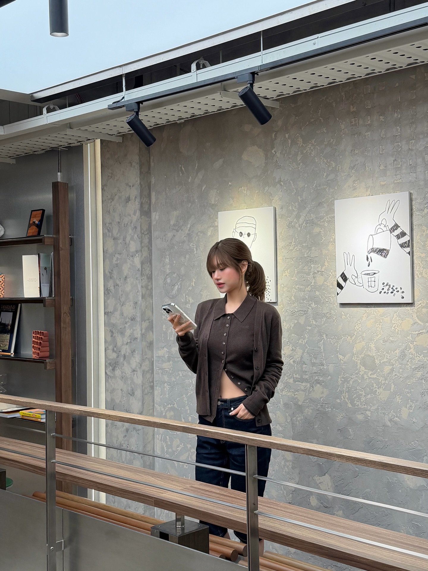 เฟย์ - พรปวีณ์ นีระสิงห์