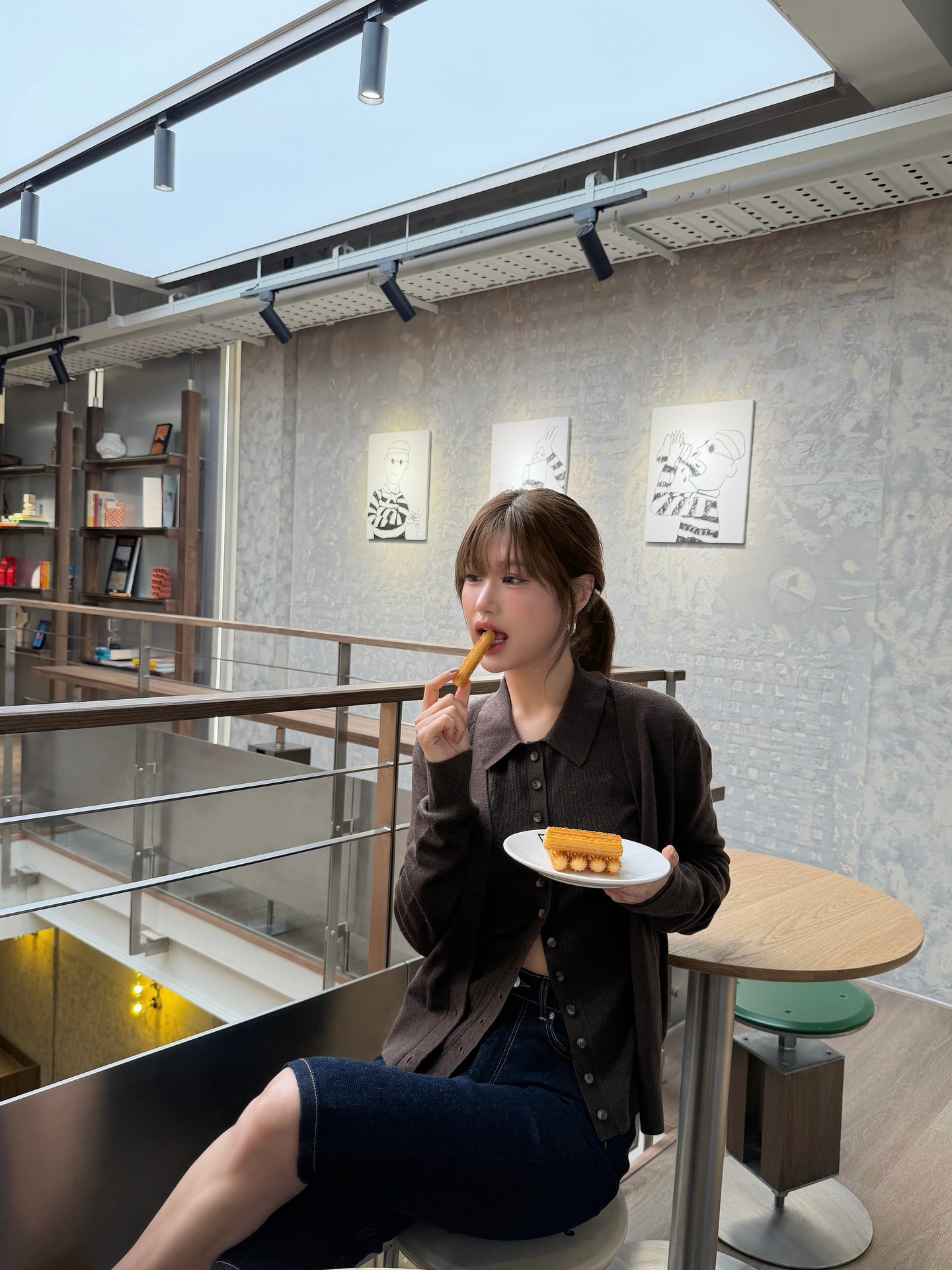 เฟย์ - พรปวีณ์ นีระสิงห์