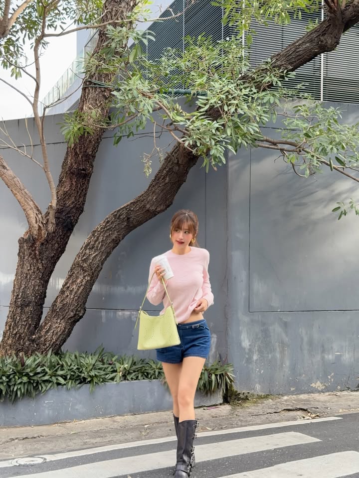 เฟย์ - พรปวีณ์ นีระสิงห์