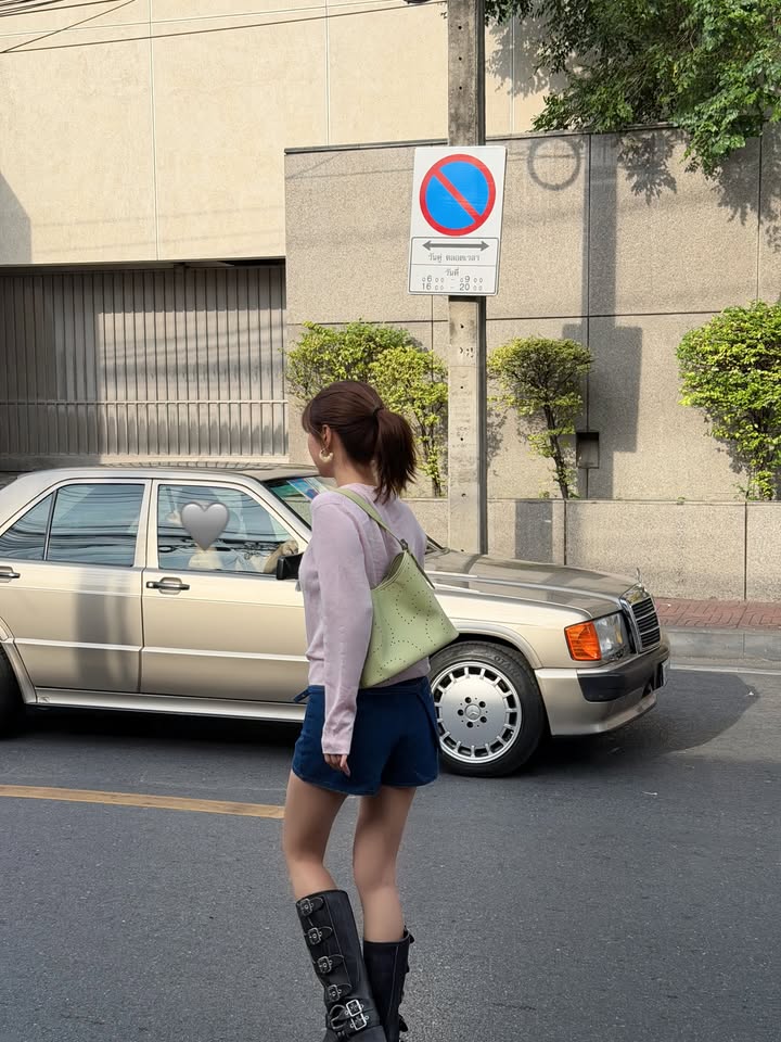 เฟย์ - พรปวีณ์ นีระสิงห์