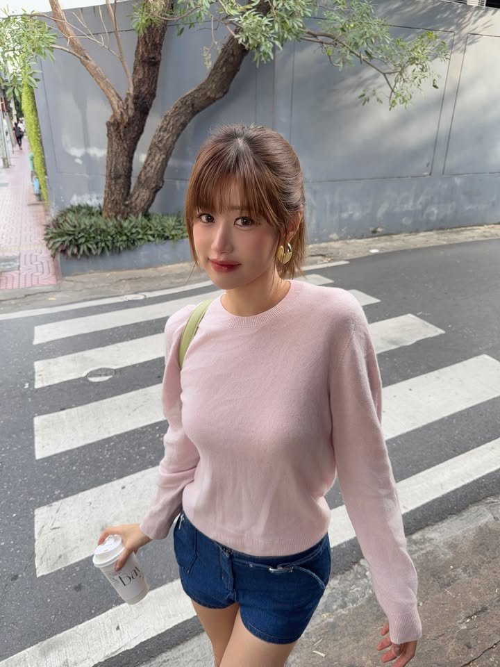 เฟย์ - พรปวีณ์ นีระสิงห์