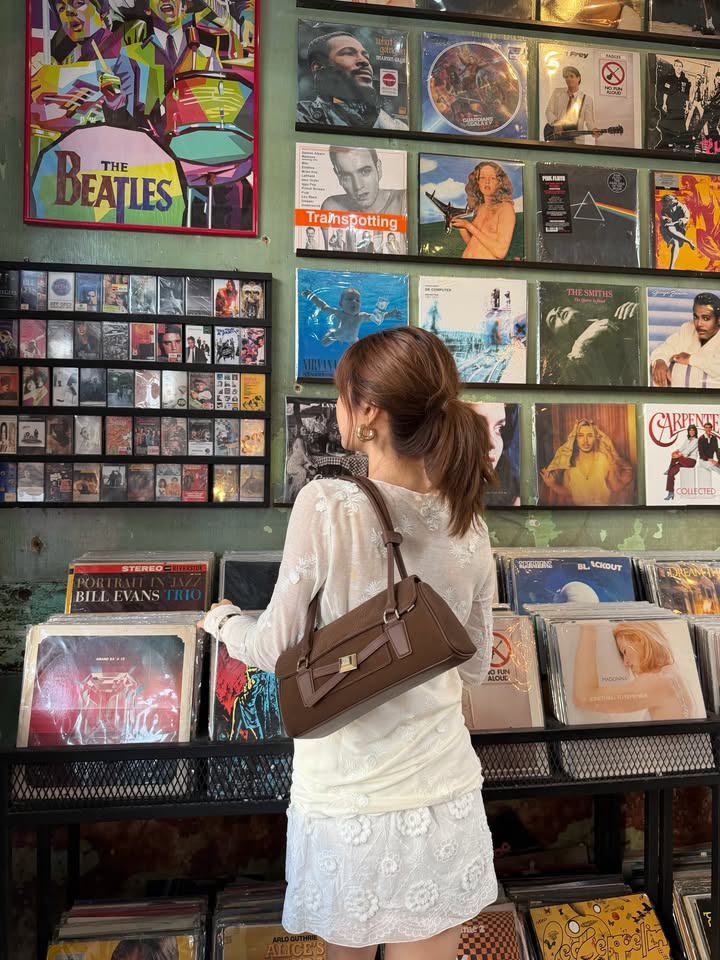 เฟย์ - พรปวีณ์ นีระสิงห์