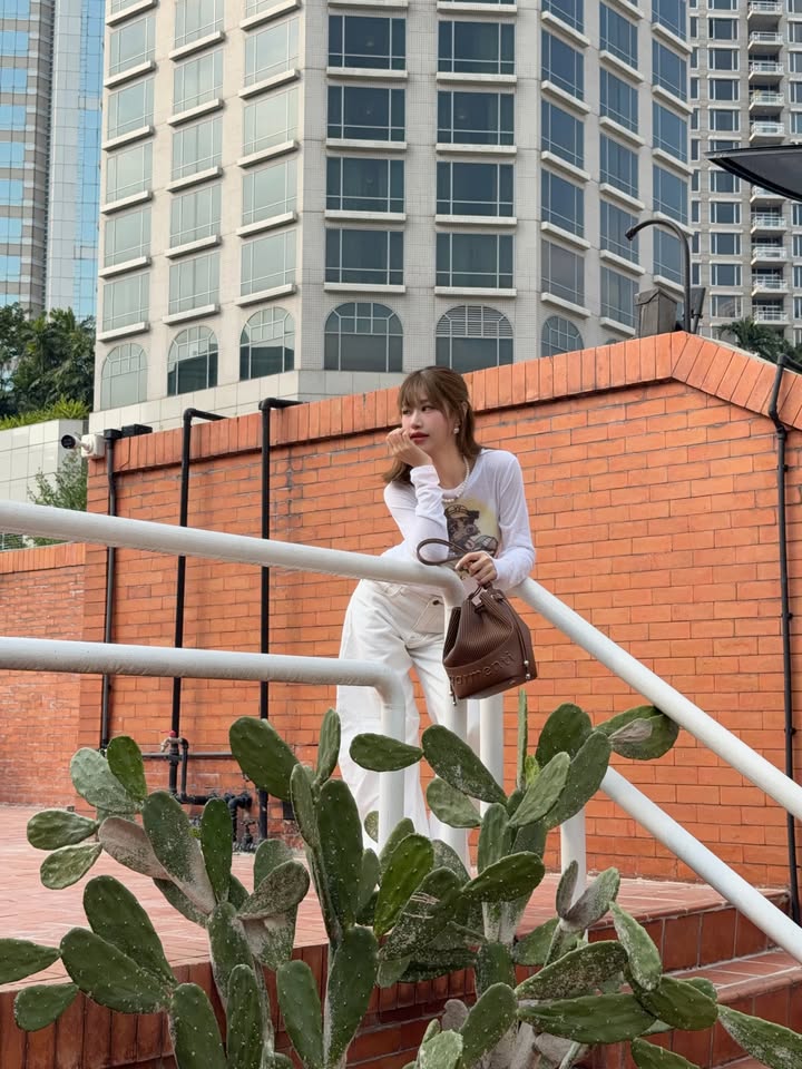 เฟย์ - พรปวีณ์ นีระสิงห์