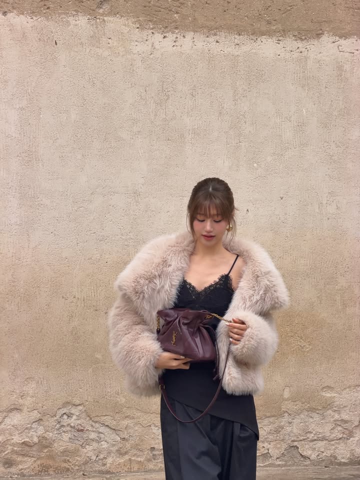 เฟย์ - พรปวีณ์ นีระสิงห์