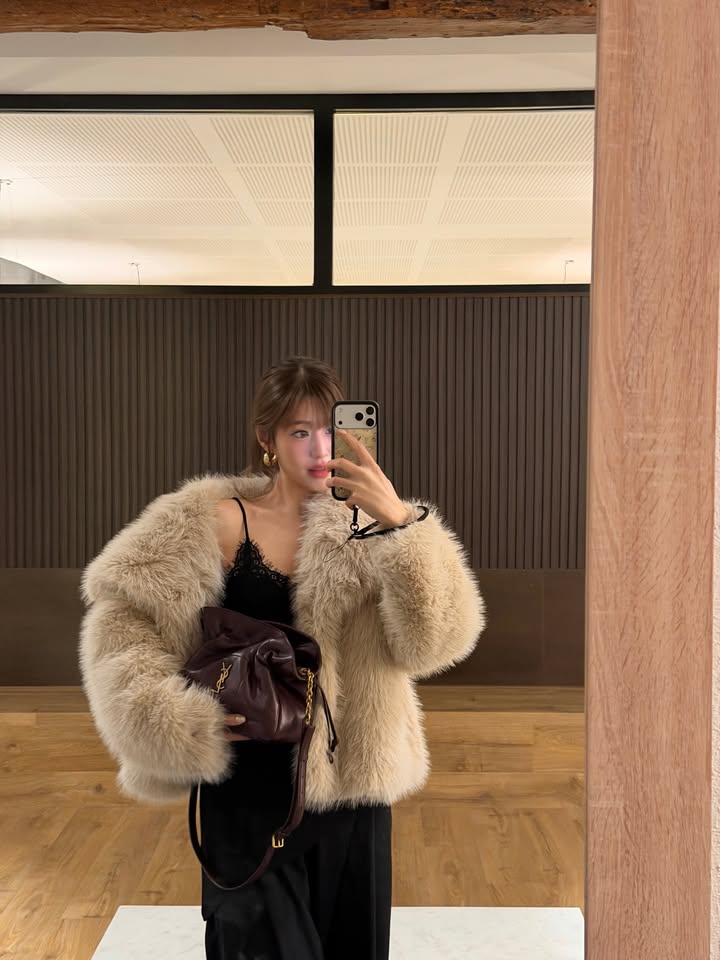 เฟย์ - พรปวีณ์ นีระสิงห์