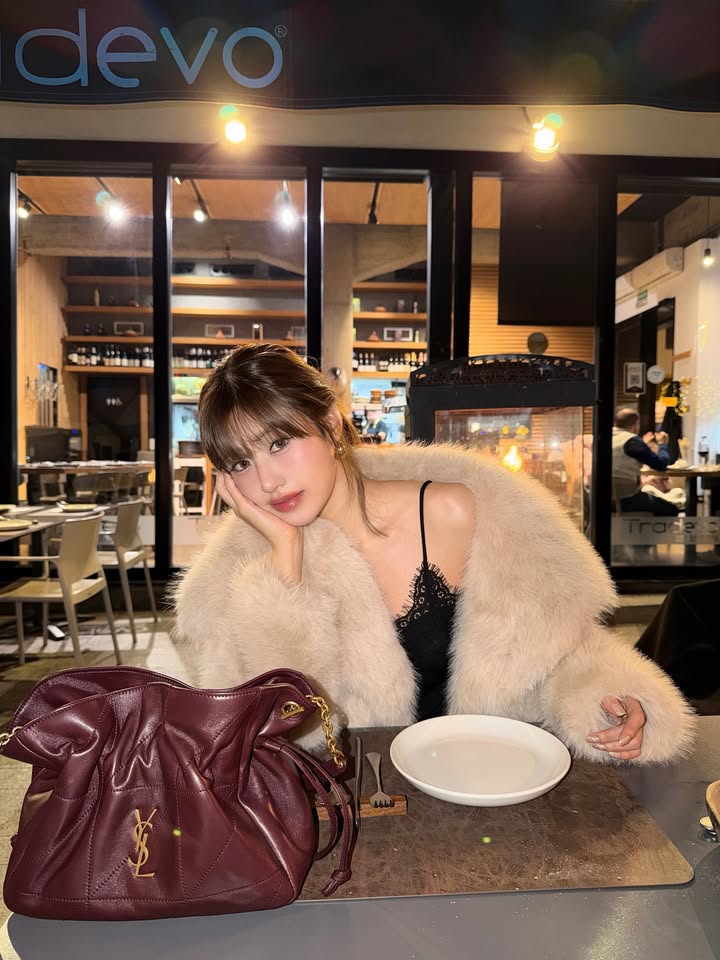 เฟย์ - พรปวีณ์ นีระสิงห์