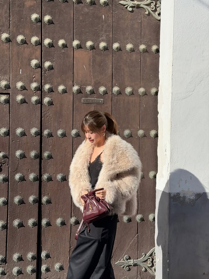 เฟย์ - พรปวีณ์ นีระสิงห์