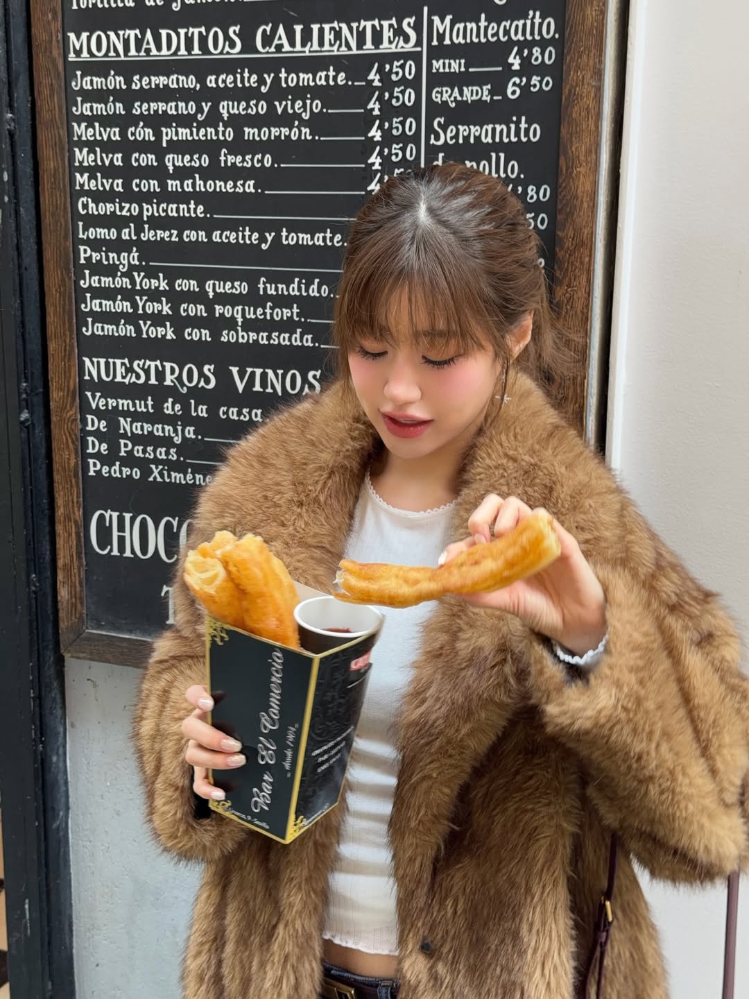 เฟย์ - พรปวีณ์ นีระสิงห์