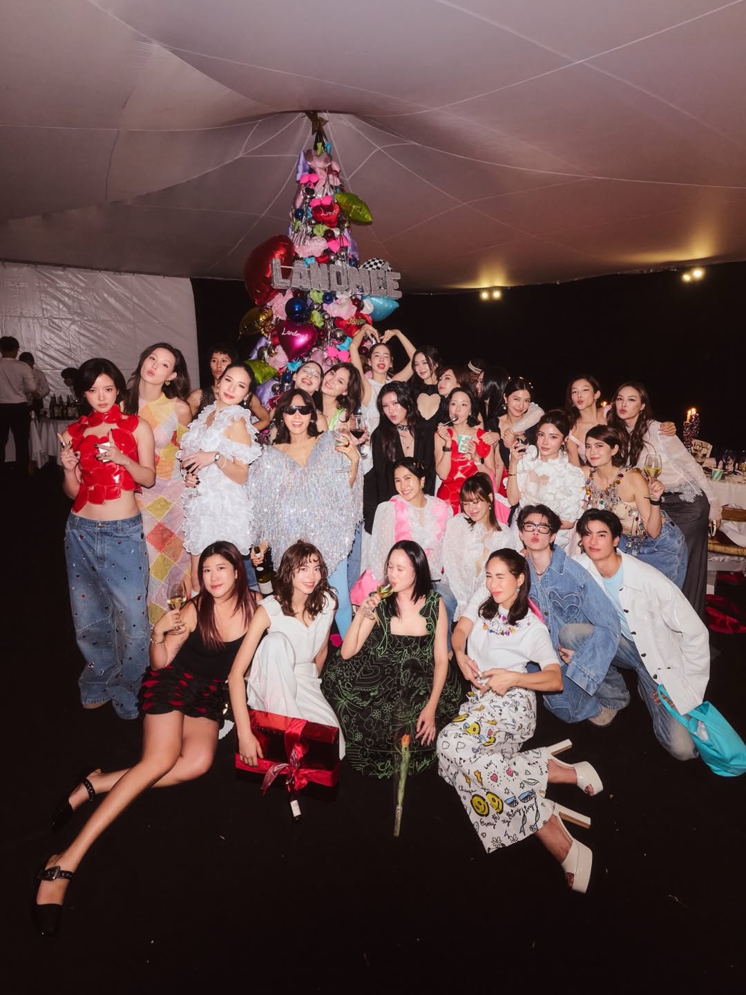 เฟย์ - พรปวีณ์ นีระสิงห์