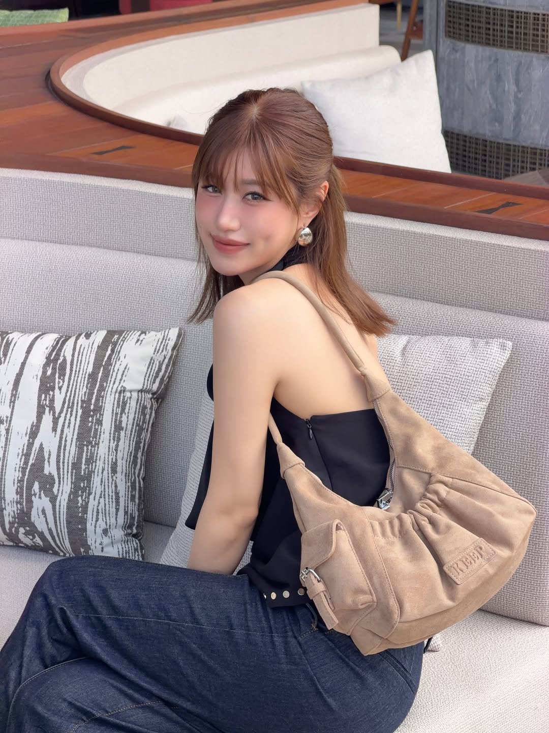 เฟย์ - พรปวีณ์ นีระสิงห์