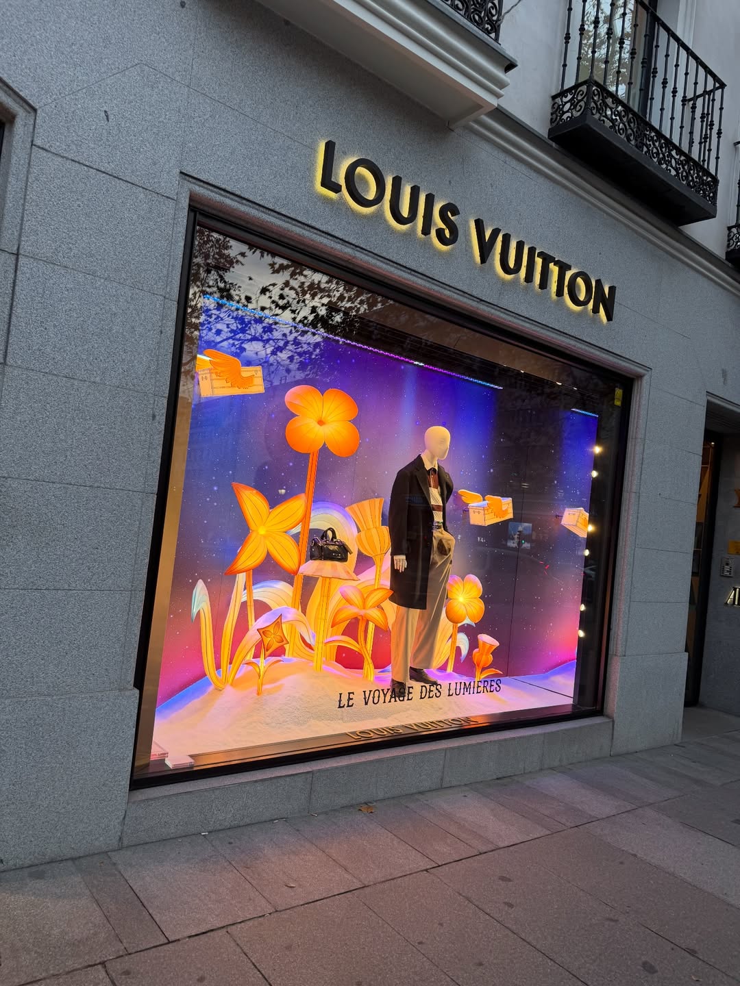 เฟย์ - พรปวีณ์ นีระสิงห์