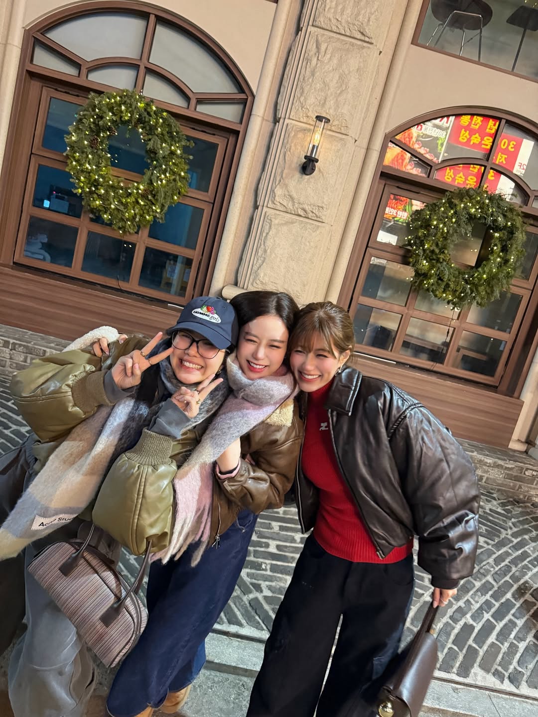 เฟย์ - พรปวีณ์ นีระสิงห์