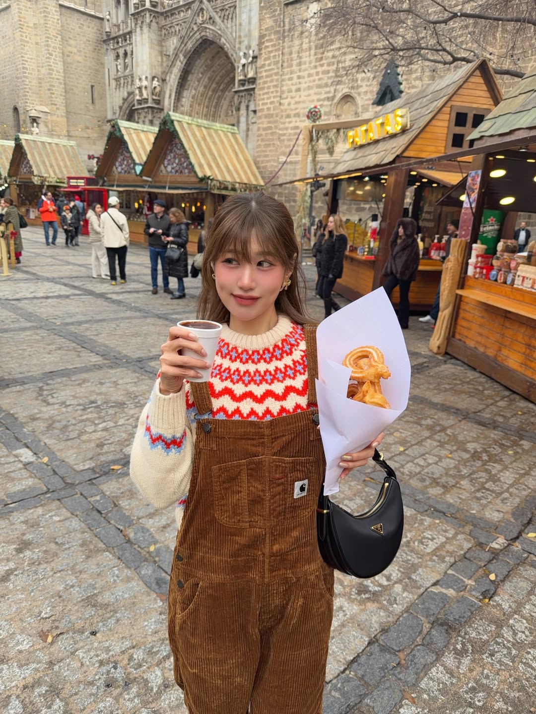 เฟย์ - พรปวีณ์ นีระสิงห์