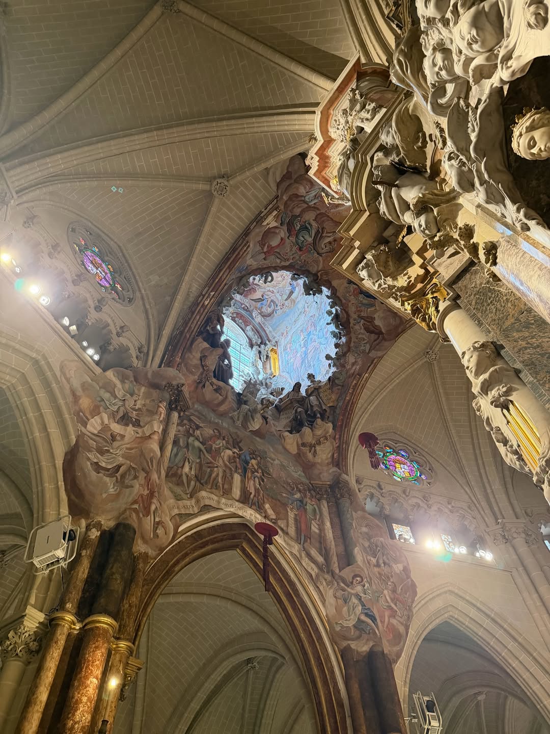 เฟย์ - พรปวีณ์ นีระสิงห์