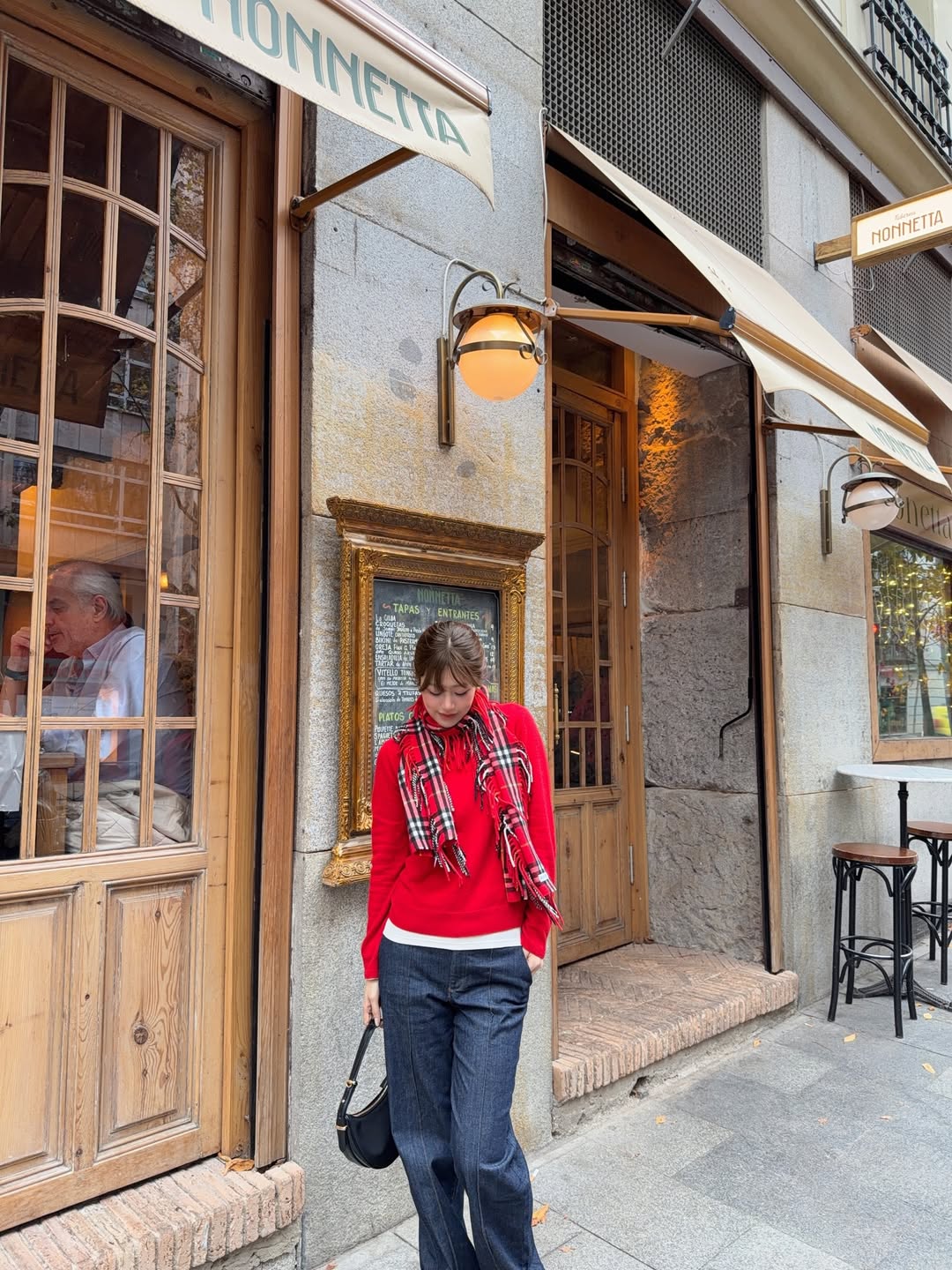 เฟย์ - พรปวีณ์ นีระสิงห์