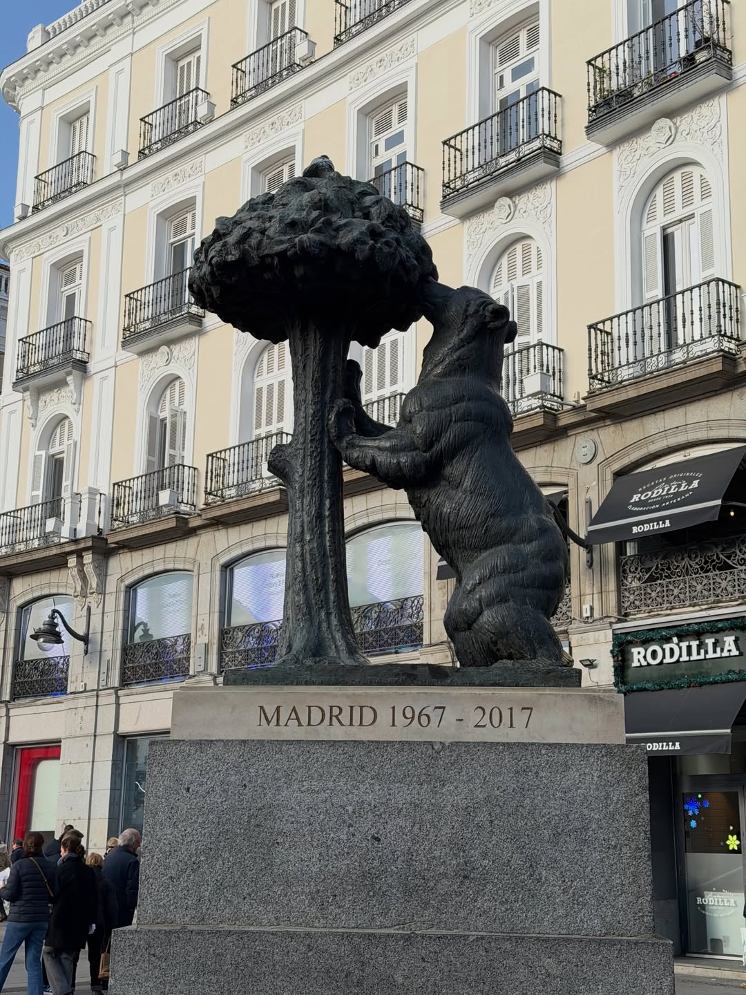 เฟย์ - พรปวีณ์ นีระสิงห์