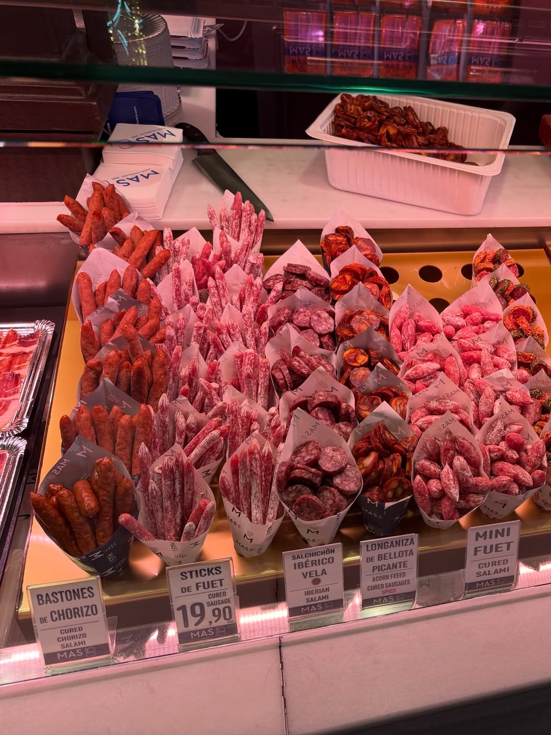 เฟย์ - พรปวีณ์ นีระสิงห์