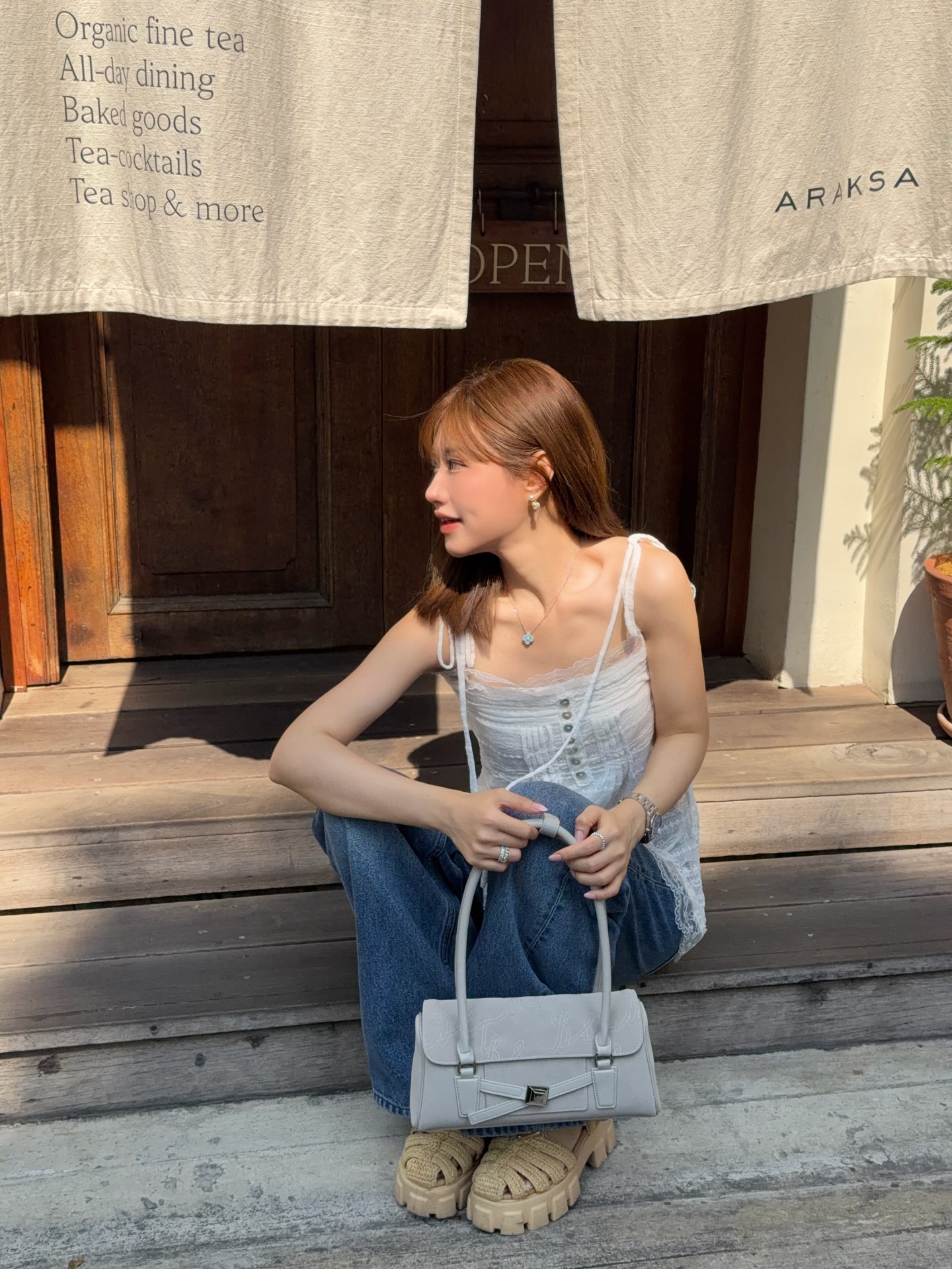 เฟย์ - พรปวีณ์ นีระสิงห์