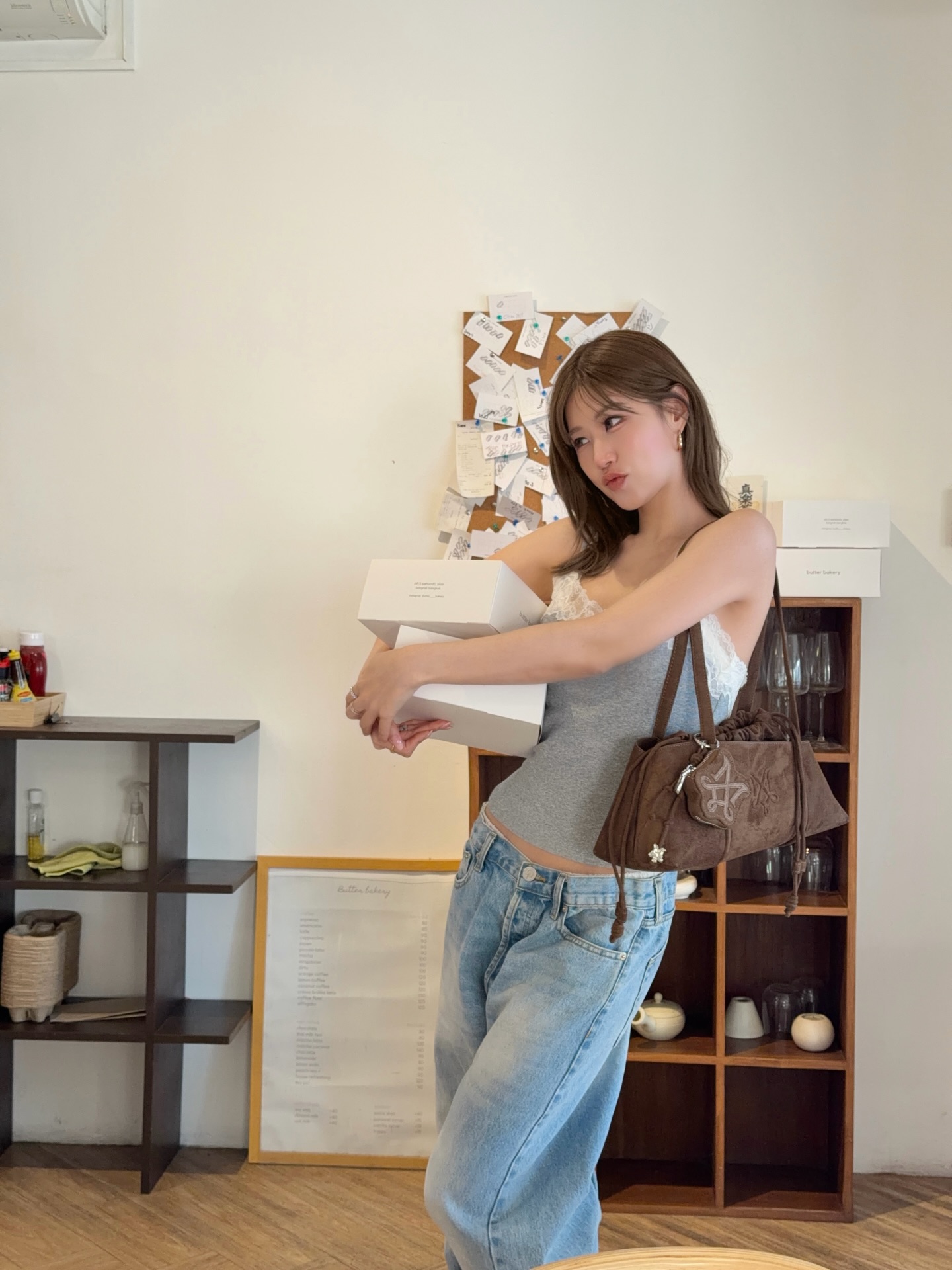 เฟย์ - พรปวีณ์ นีระสิงห์