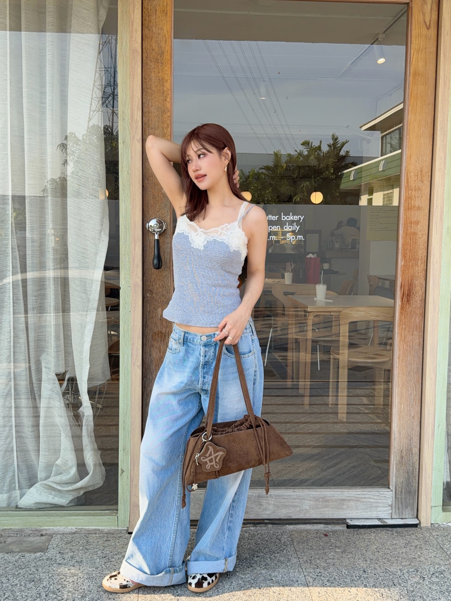 เฟย์ - พรปวีณ์ นีระสิงห์