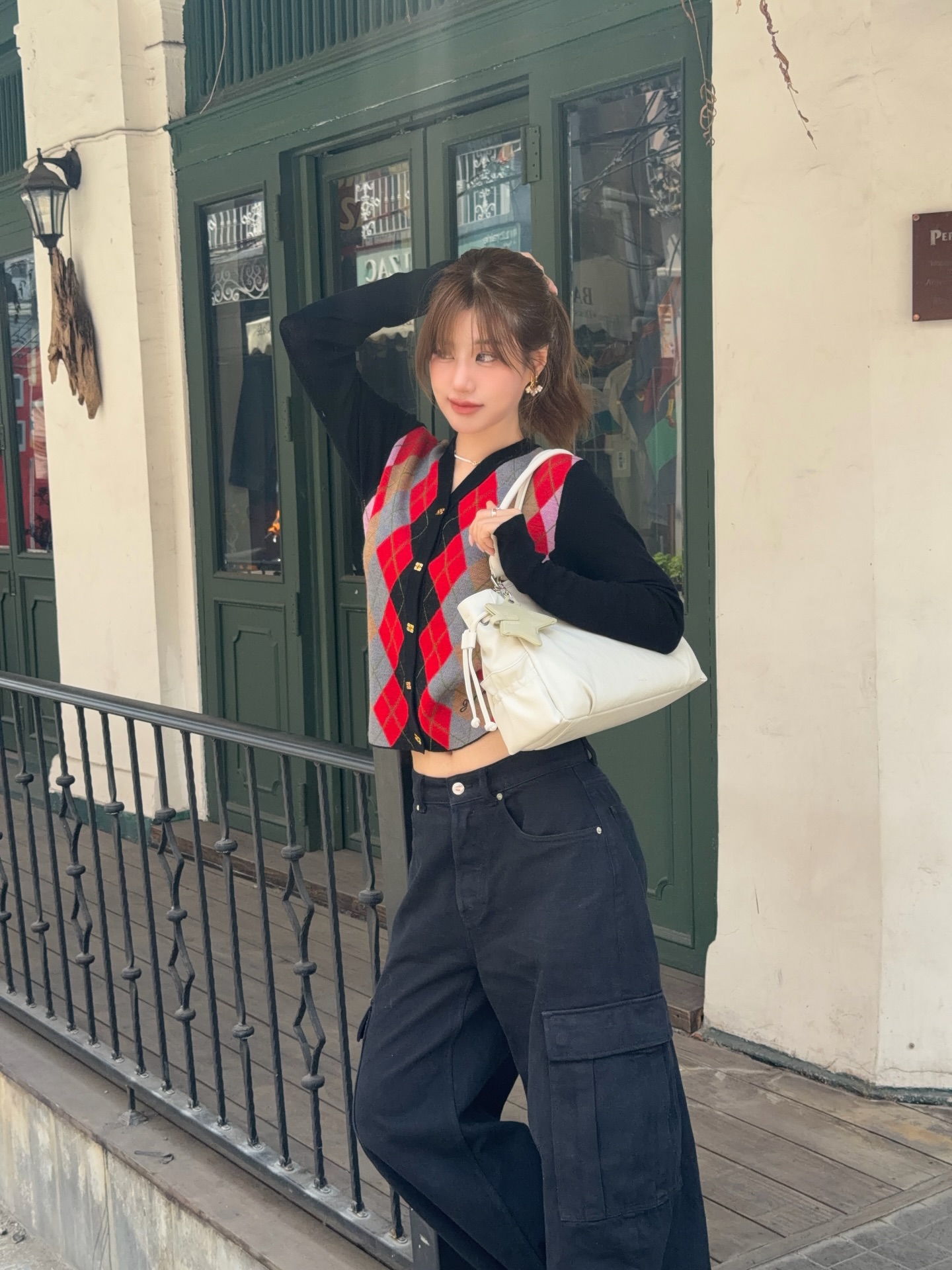 เฟย์ - พรปวีณ์ นีระสิงห์