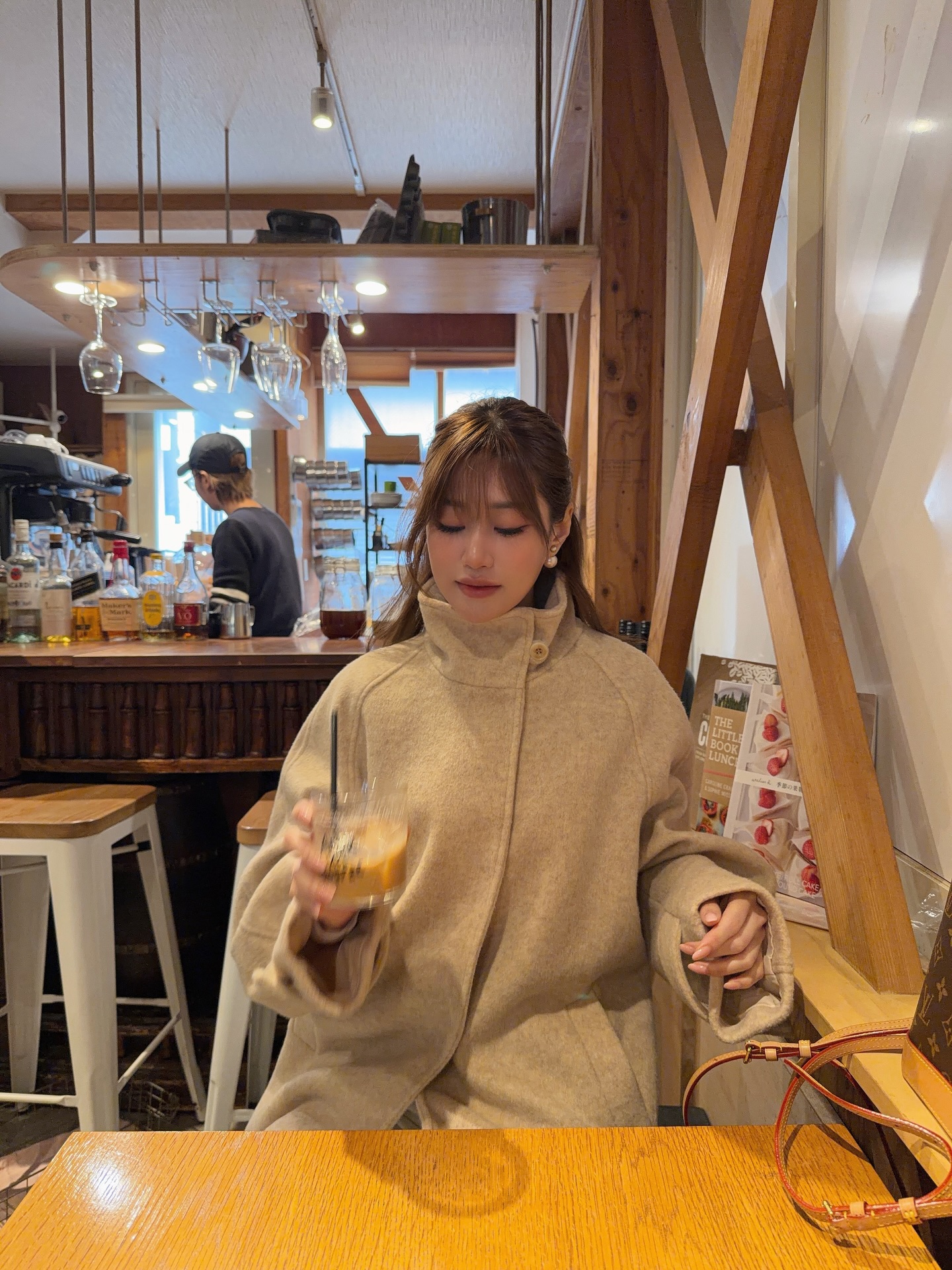 เฟย์ - พรปวีณ์ นีระสิงห์