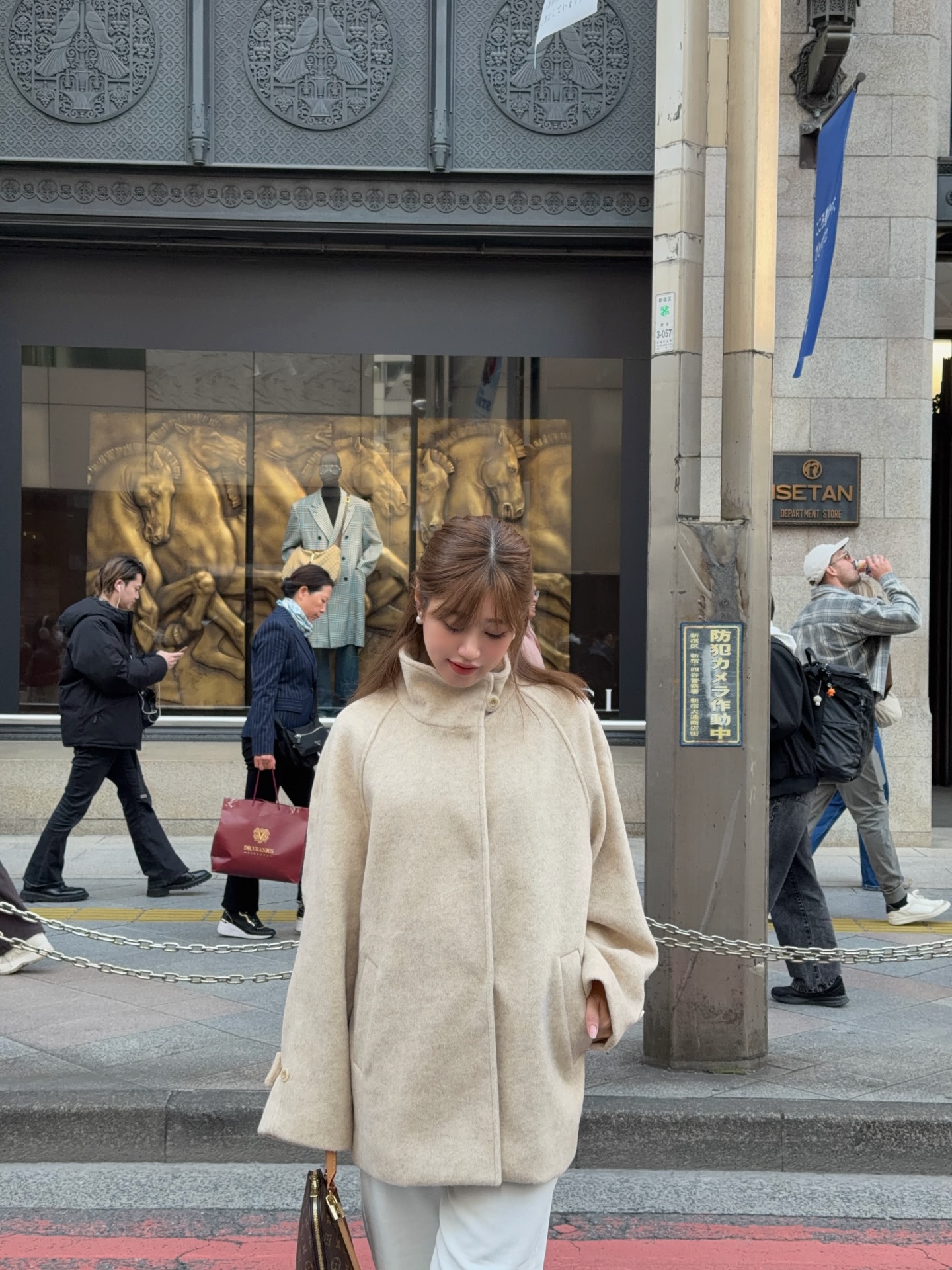 เฟย์ - พรปวีณ์ นีระสิงห์