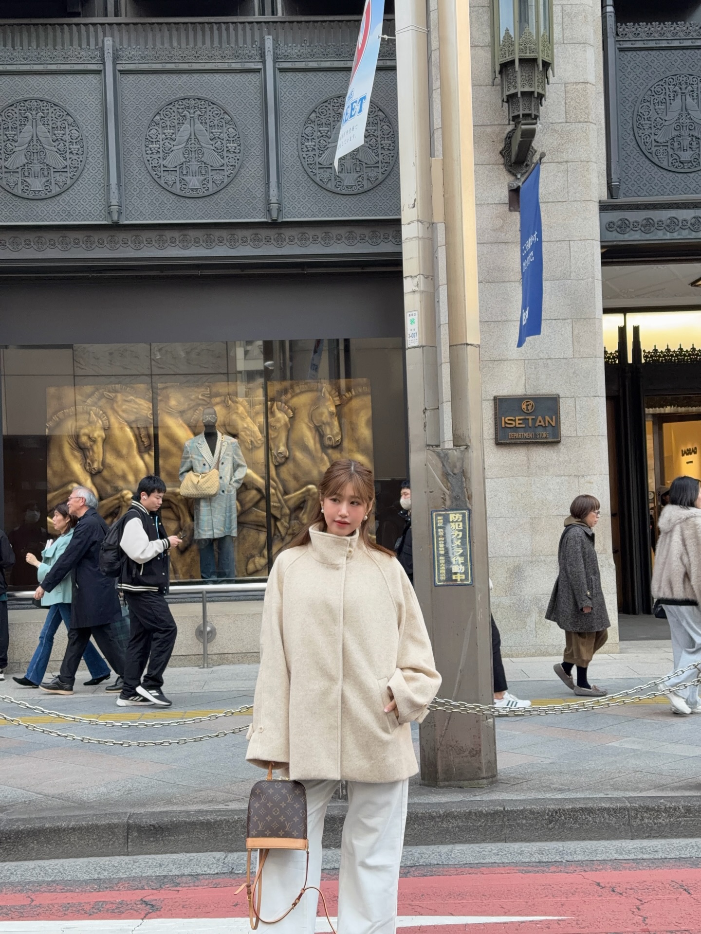 เฟย์ - พรปวีณ์ นีระสิงห์