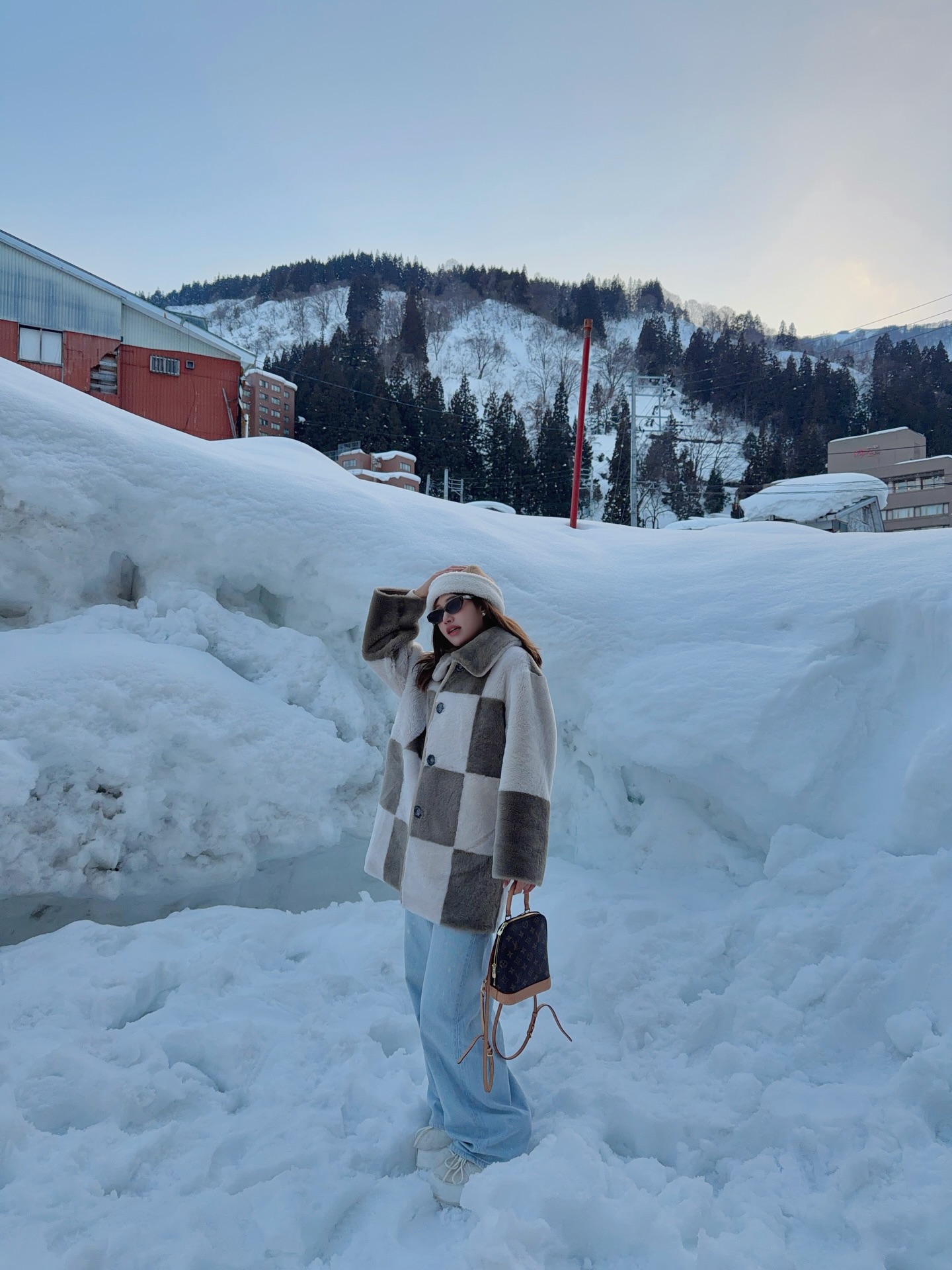 เฟย์ - พรปวีณ์ นีระสิงห์