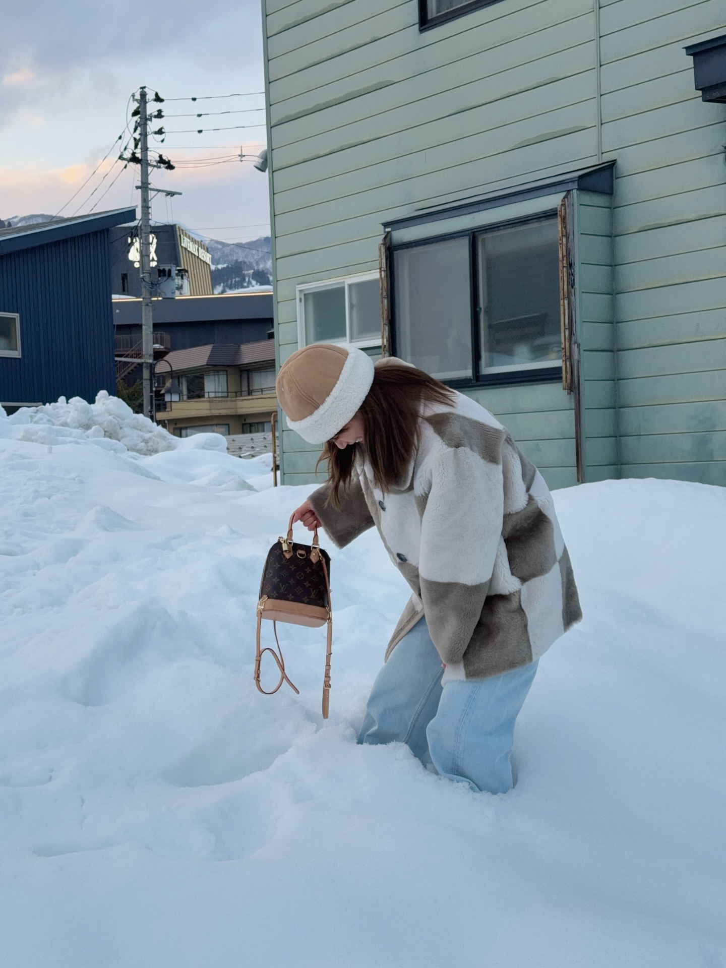 เฟย์ - พรปวีณ์ นีระสิงห์