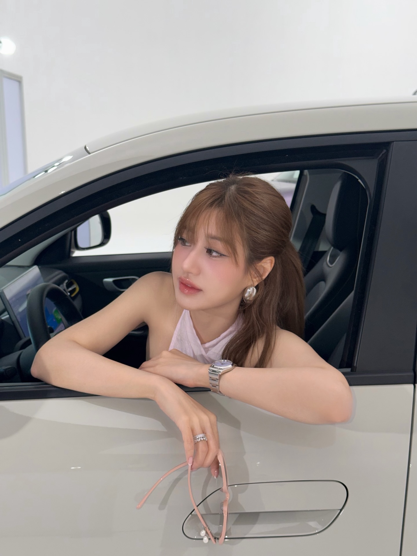 เฟย์ - พรปวีณ์ นีระสิงห์