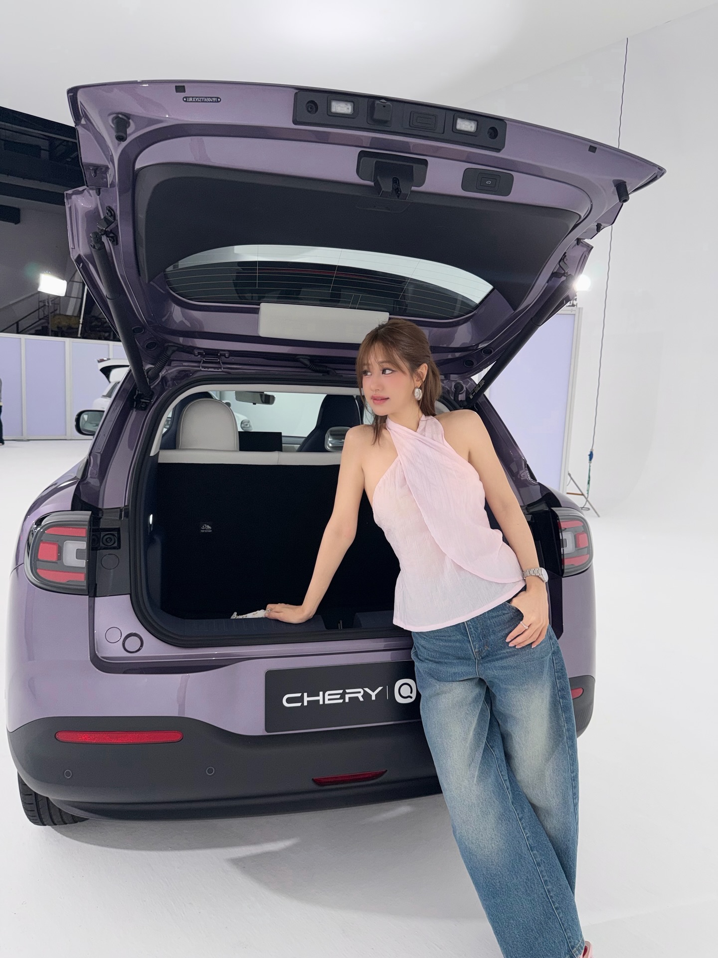 เฟย์ - พรปวีณ์ นีระสิงห์