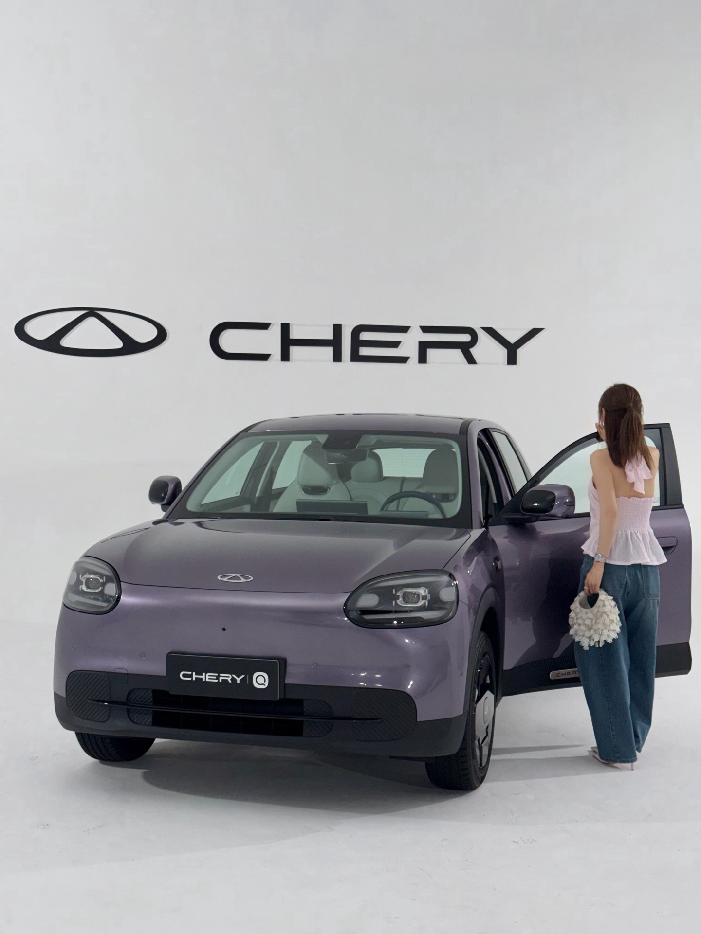 เฟย์ - พรปวีณ์ นีระสิงห์