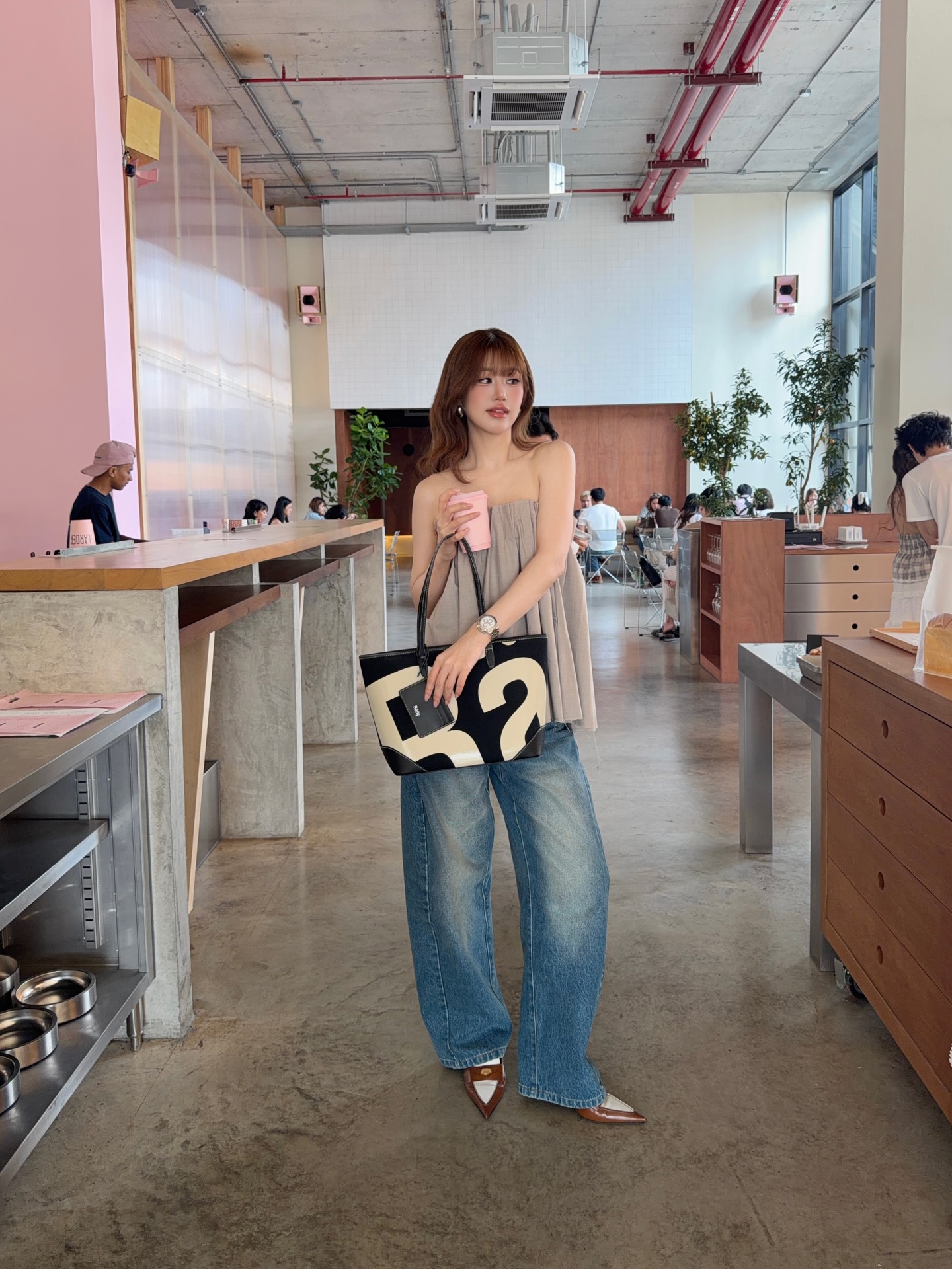 เฟย์ - พรปวีณ์ นีระสิงห์