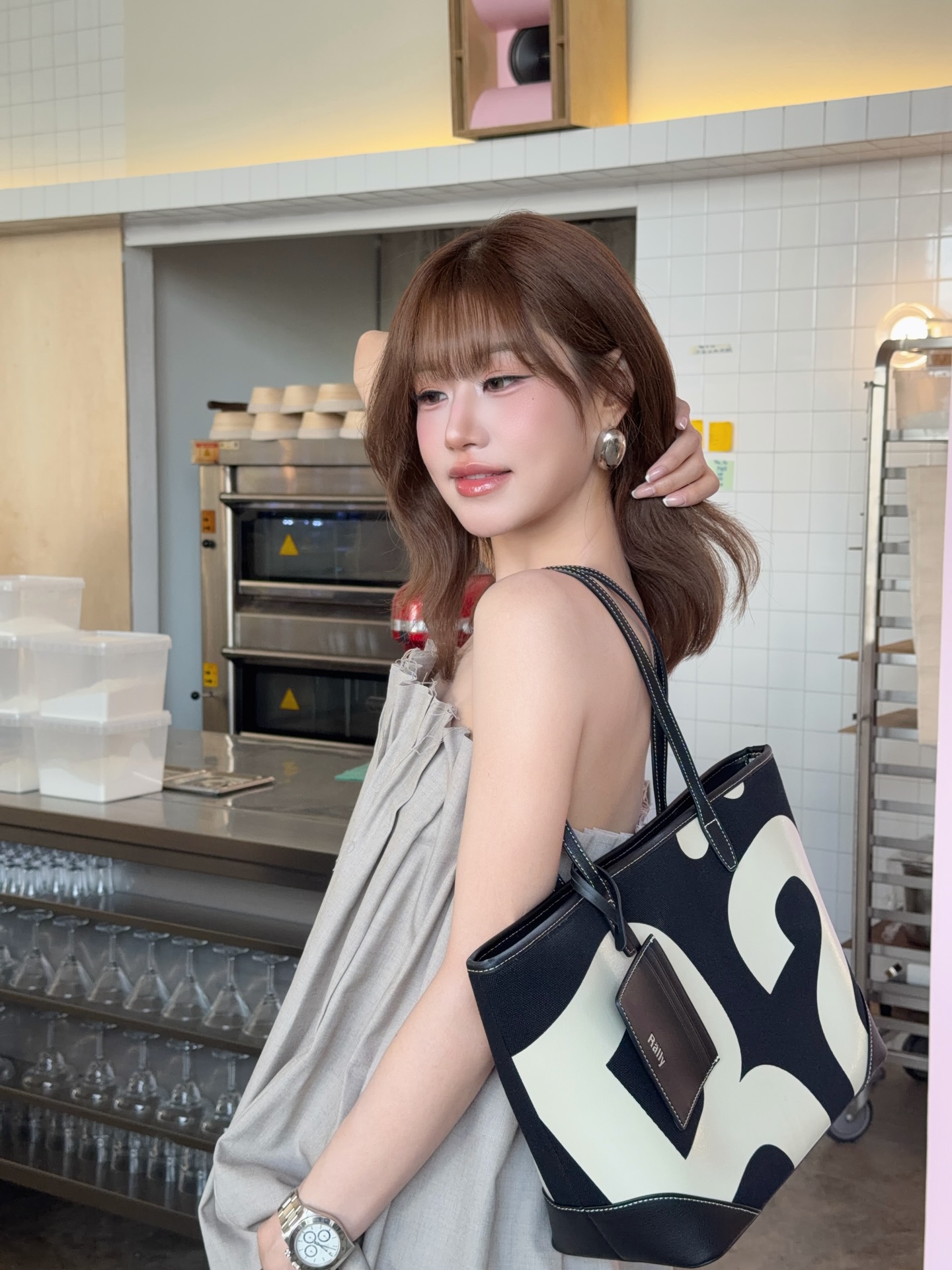 เฟย์ - พรปวีณ์ นีระสิงห์