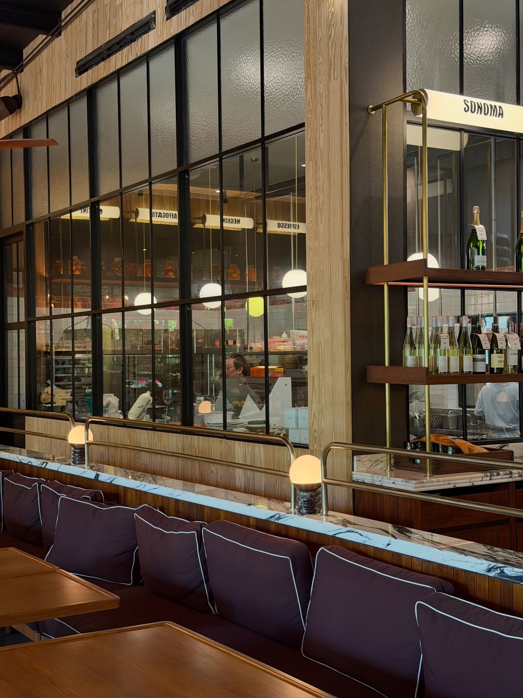 เฟย์ - พรปวีณ์ นีระสิงห์