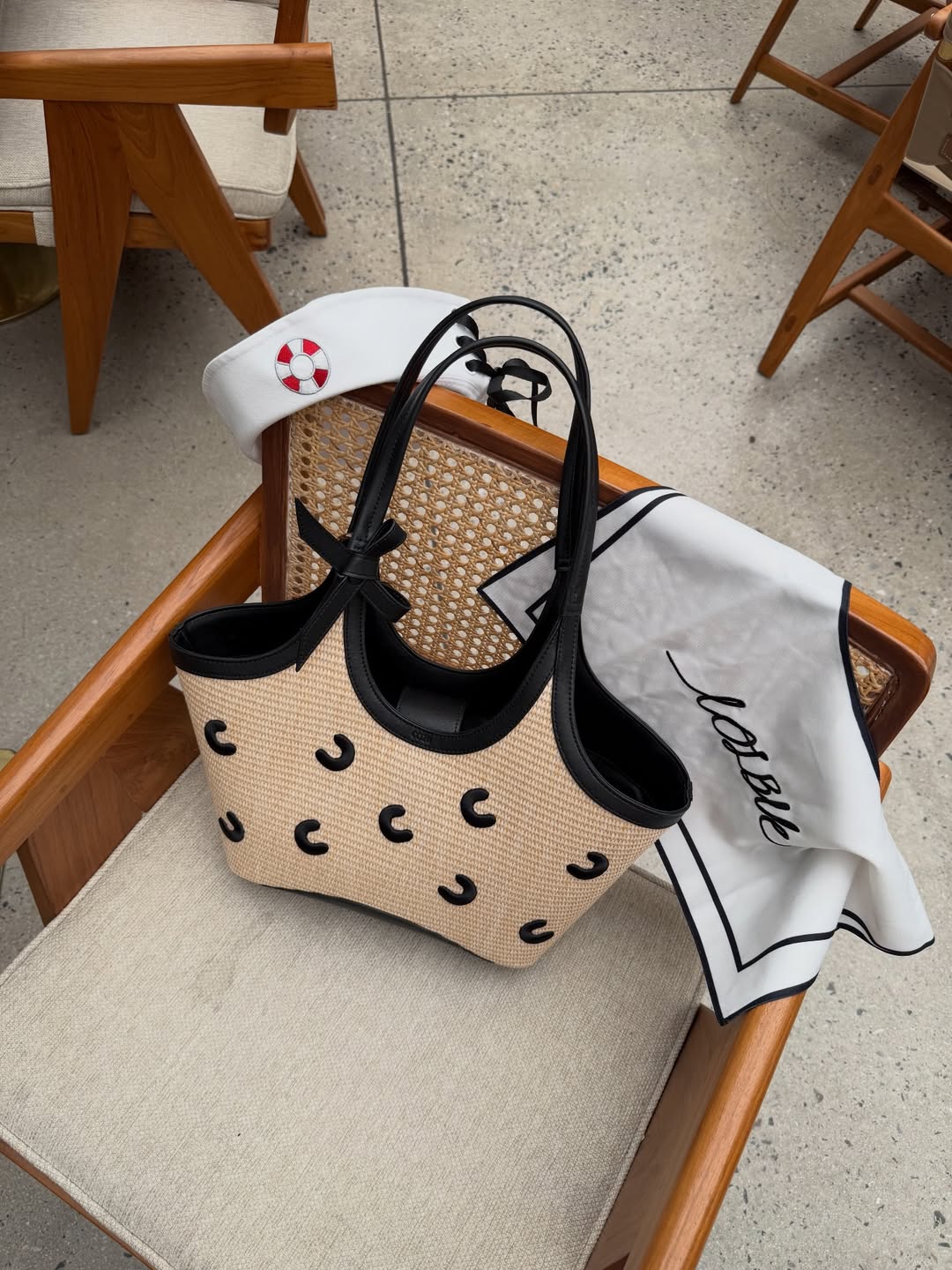 เฟย์ - พรปวีณ์ นีระสิงห์