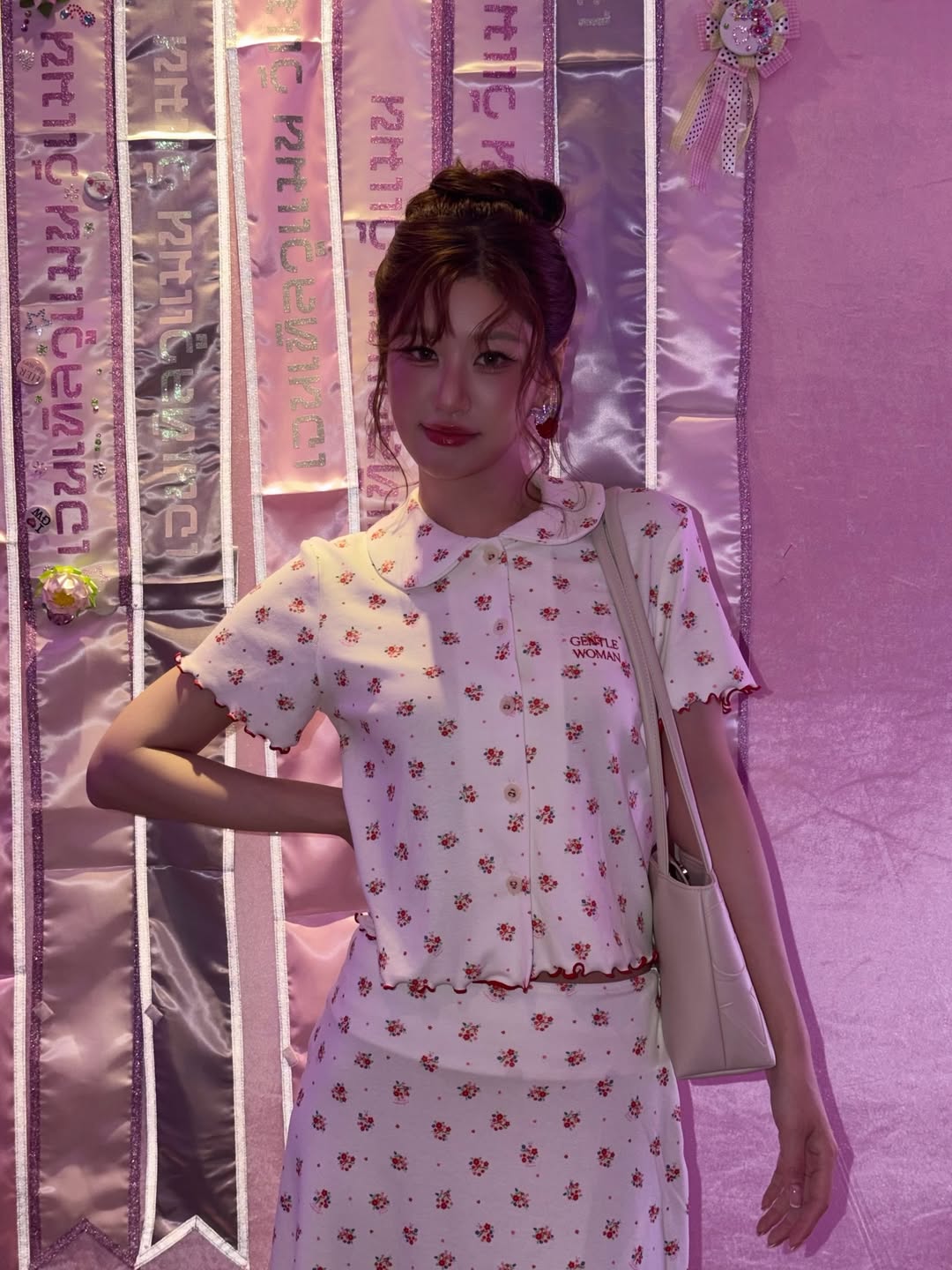 เฟย์ - พรปวีณ์ นีระสิงห์