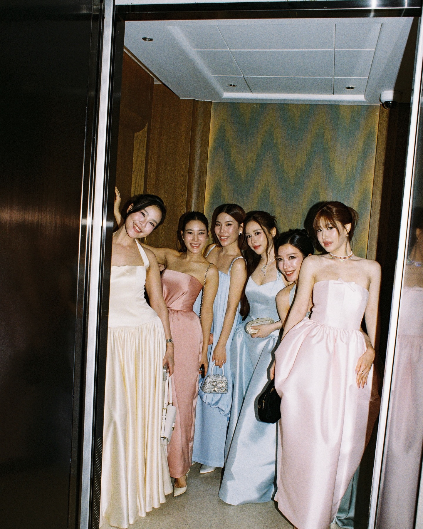 เฟย์ - พรปวีณ์ นีระสิงห์