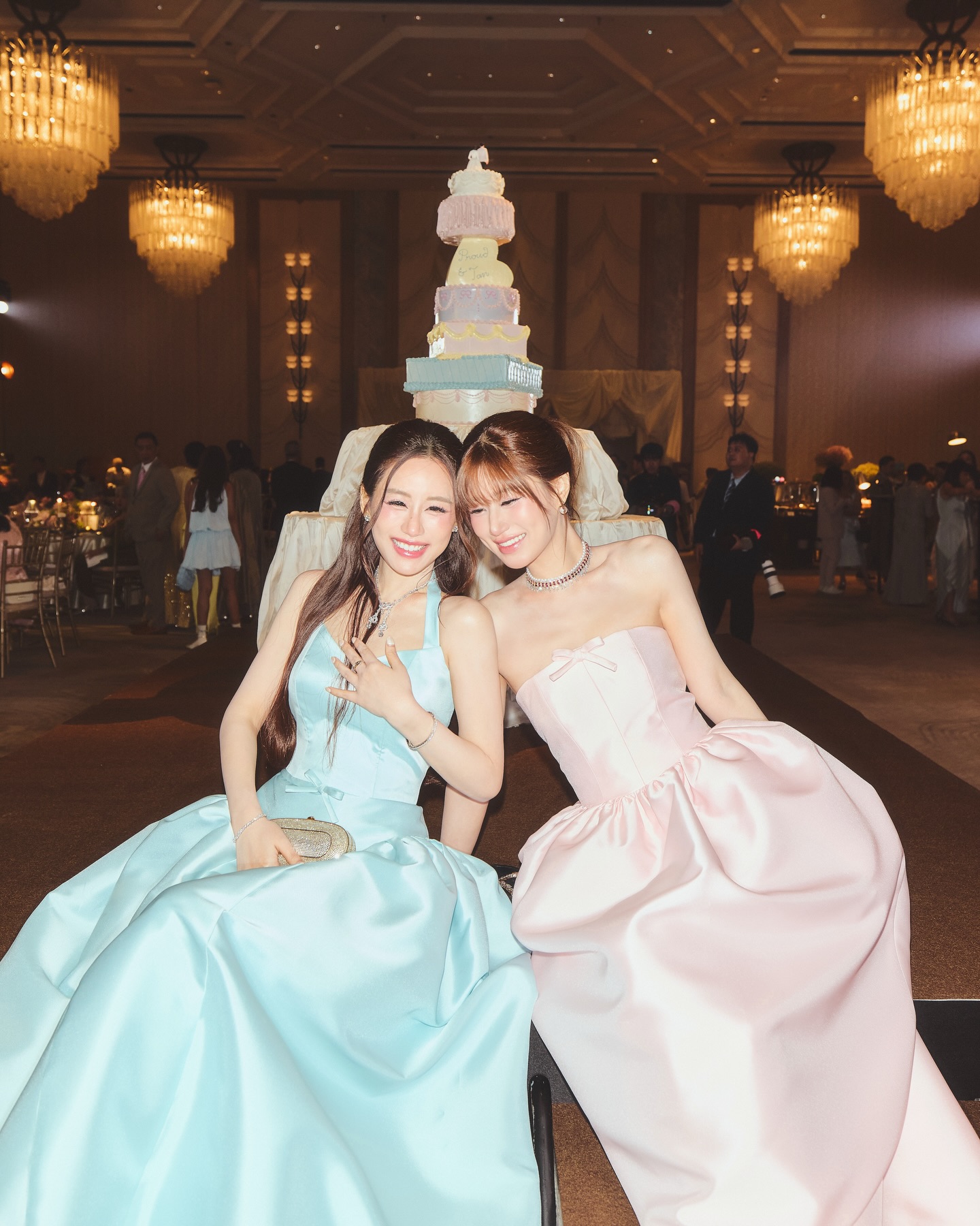 เฟย์ - พรปวีณ์ นีระสิงห์