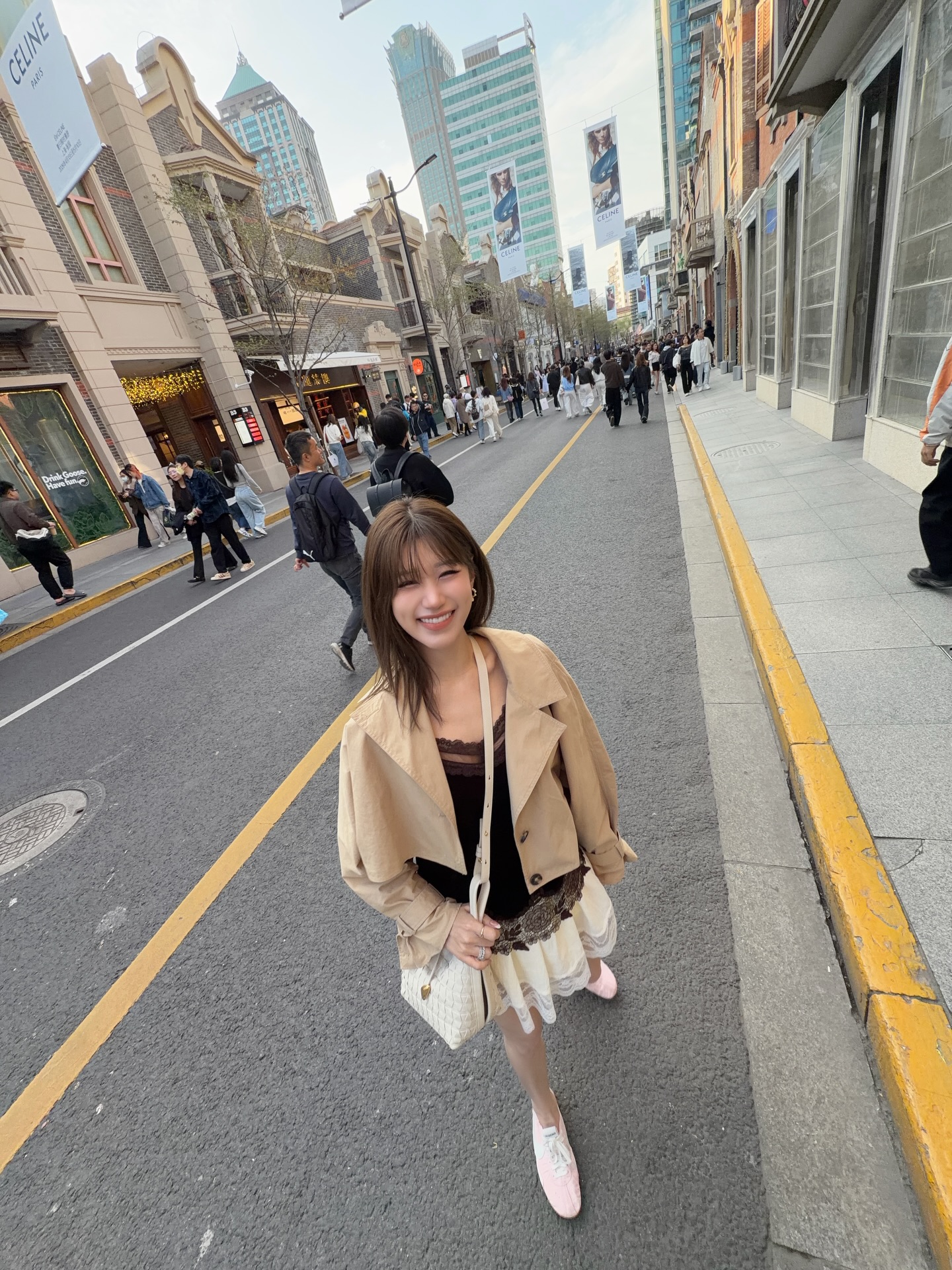 เฟย์ - พรปวีณ์ นีระสิงห์