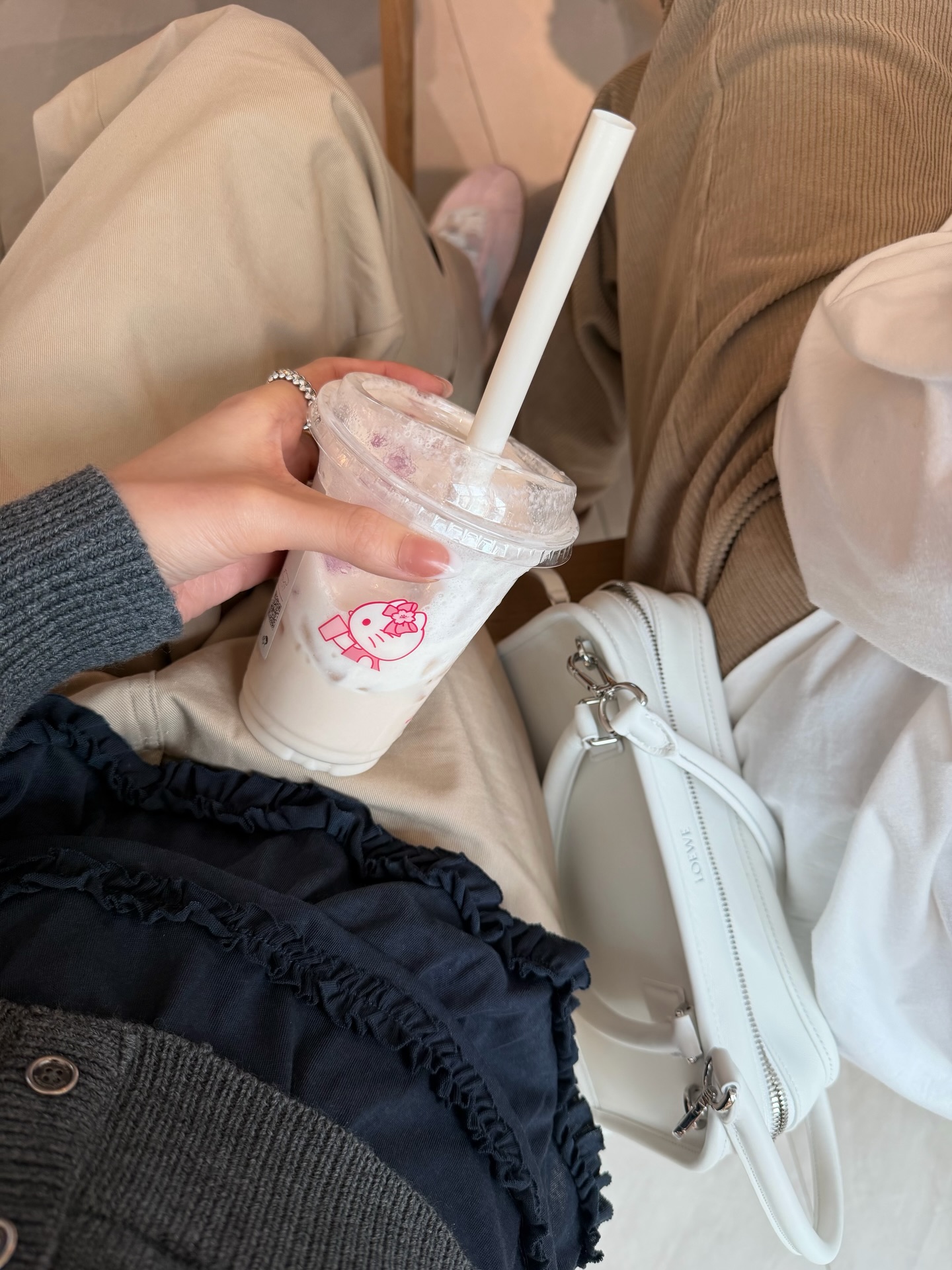 เฟย์ - พรปวีณ์ นีระสิงห์