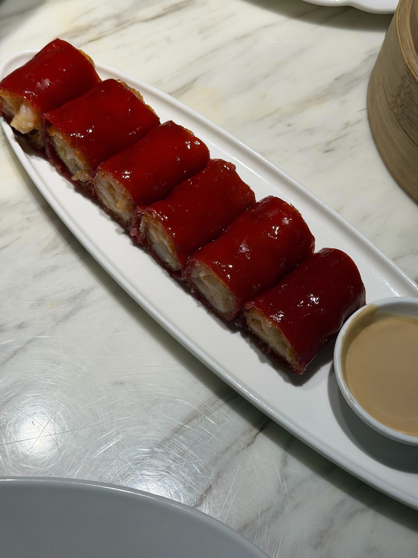 เฟย์ - พรปวีณ์ นีระสิงห์