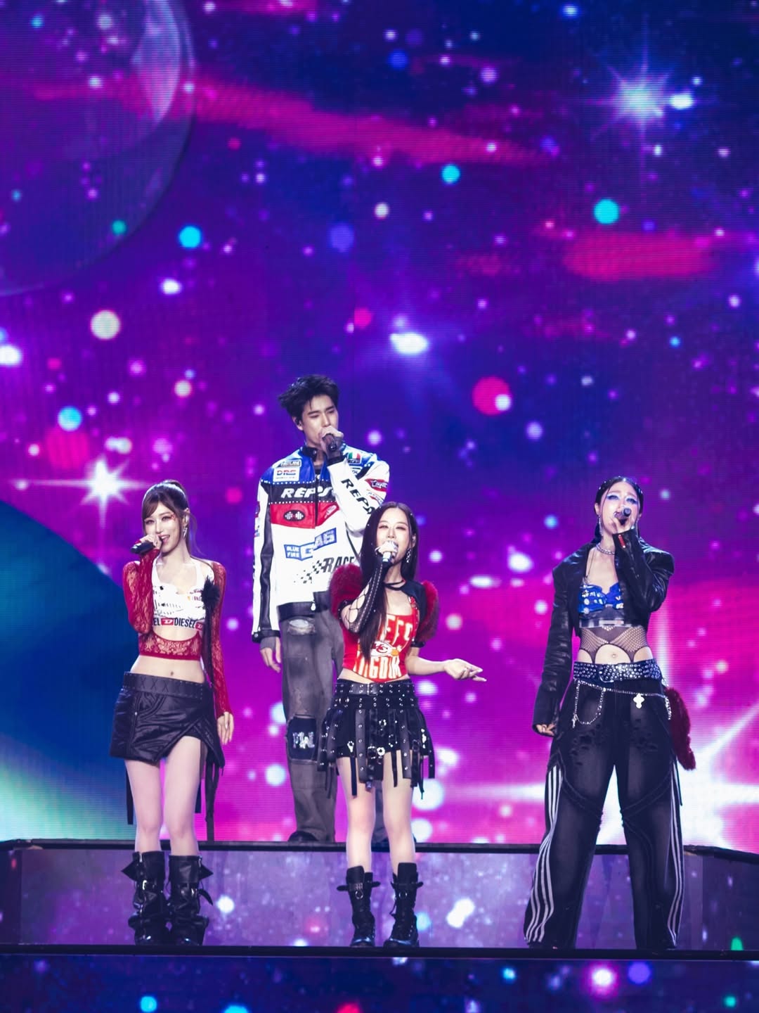 เฟย์ - พรปวีณ์ นีระสิงห์